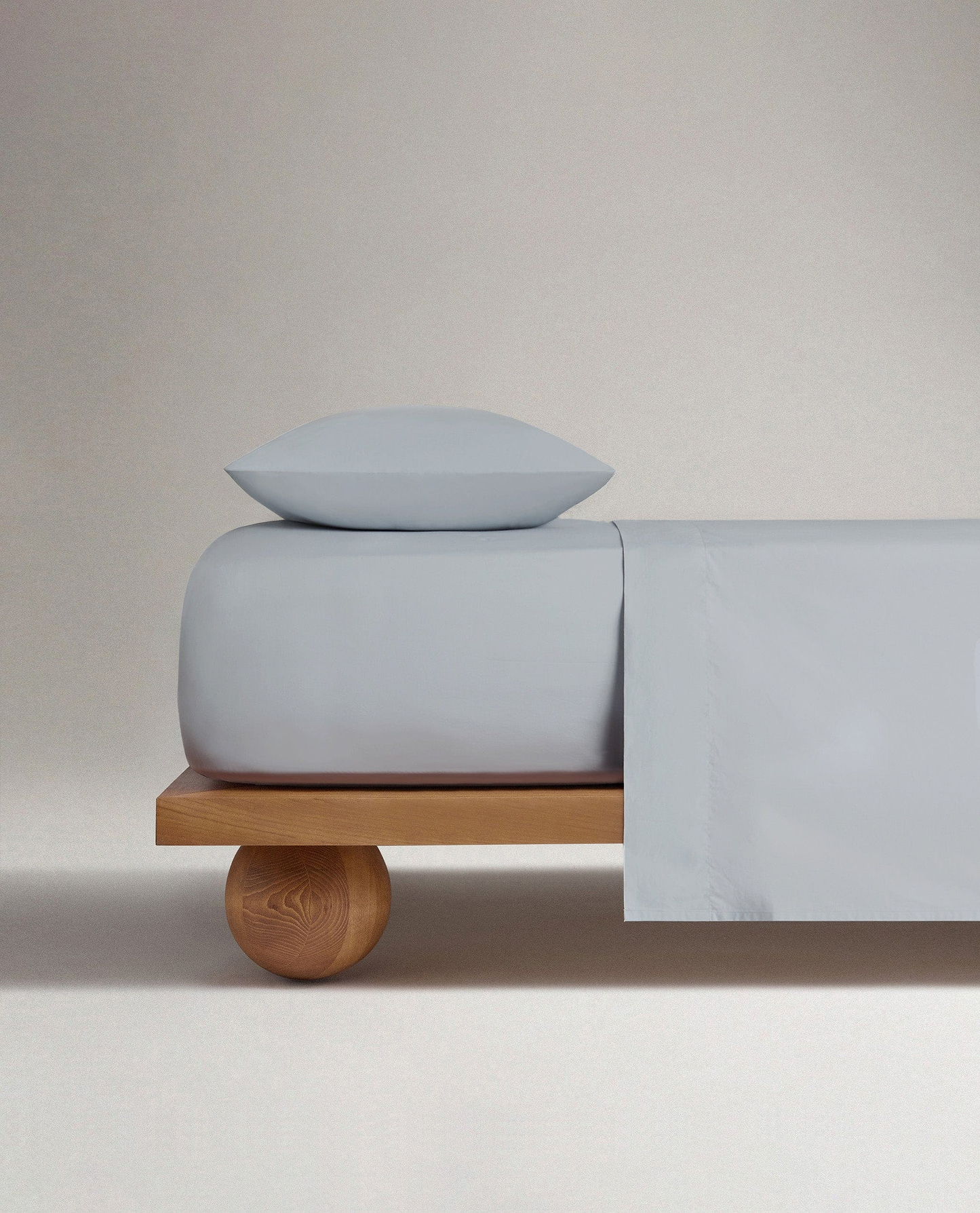 The Crisp & Cool Organic Luxury Flat Sheet - Cornflower