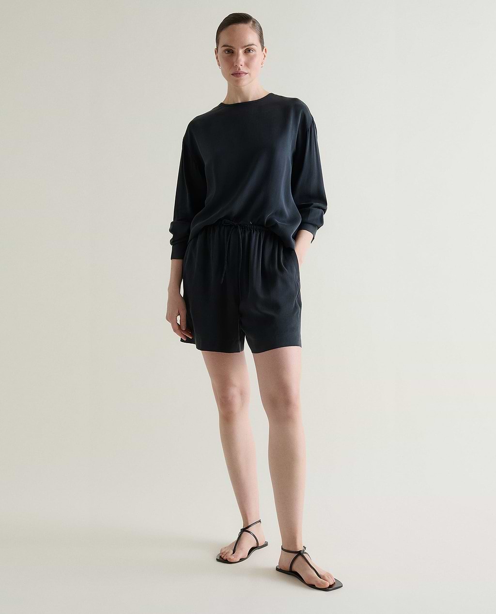 Women's Drop Shoulder Easy-Silk Top - Black