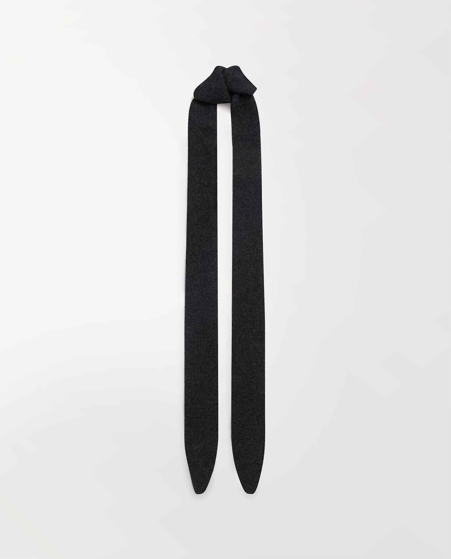 Finest Cashmere Skinny Scarf - Charcoal