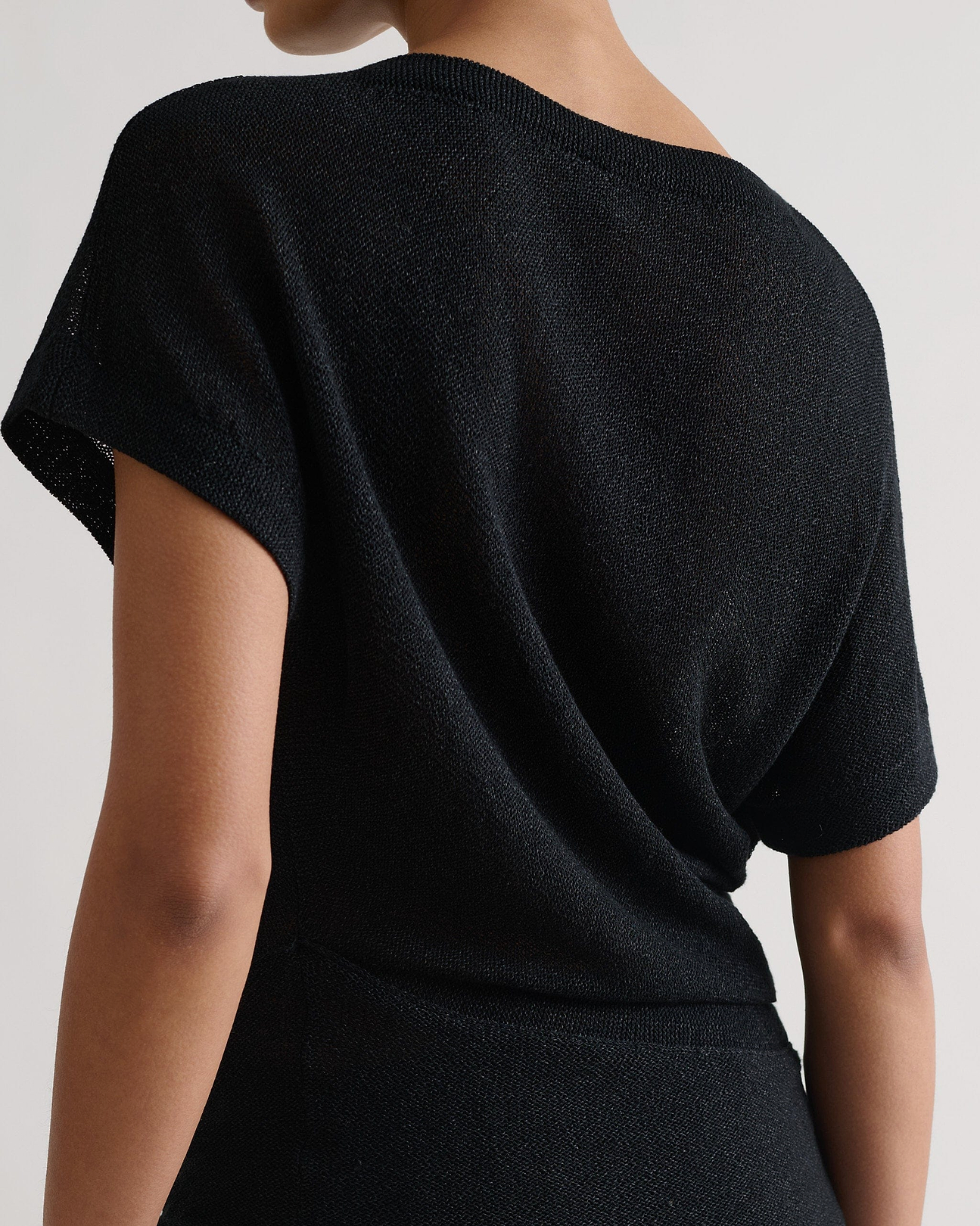 Draped sleeve