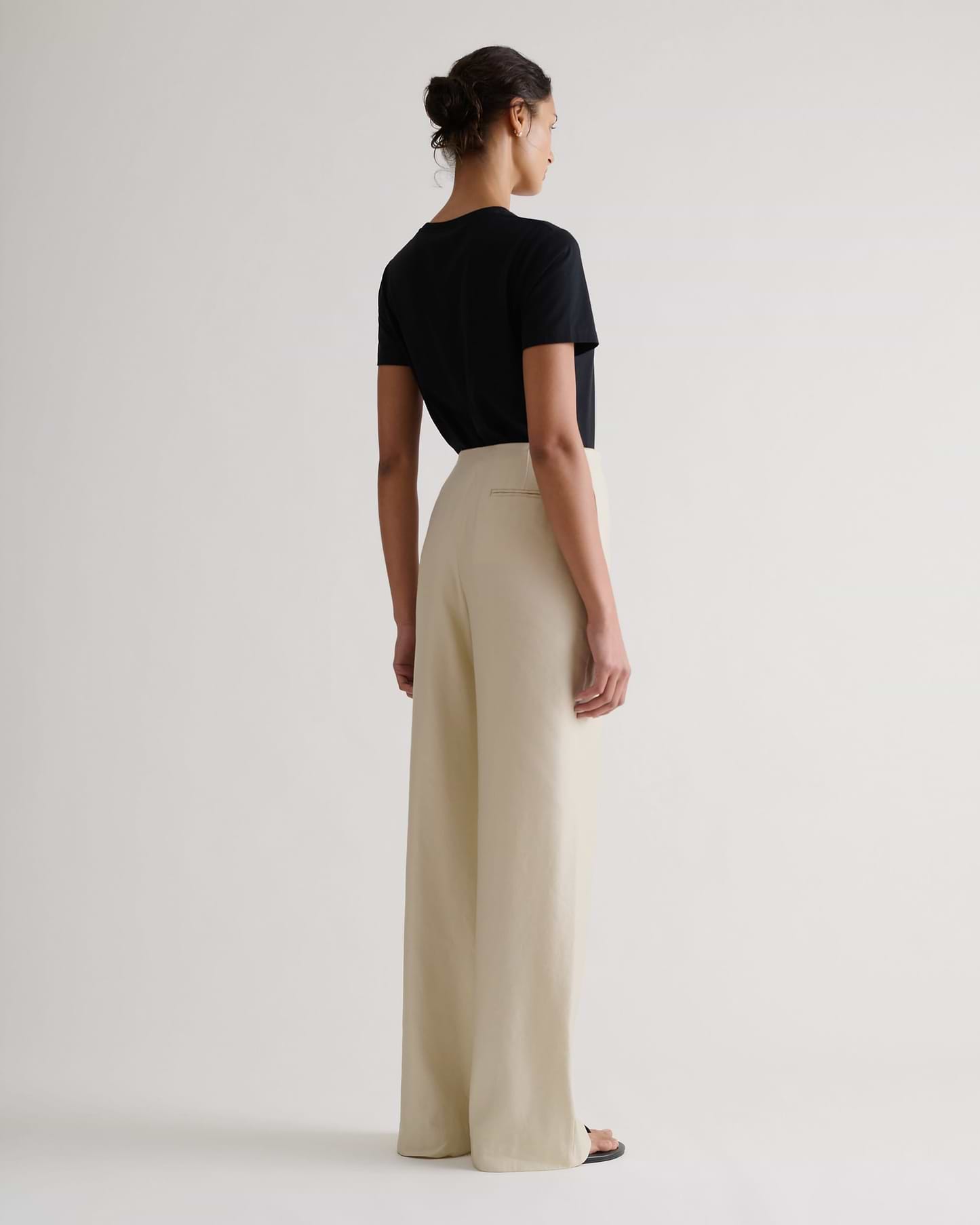 Women's Linen Wide Leg Trouser - Parchment