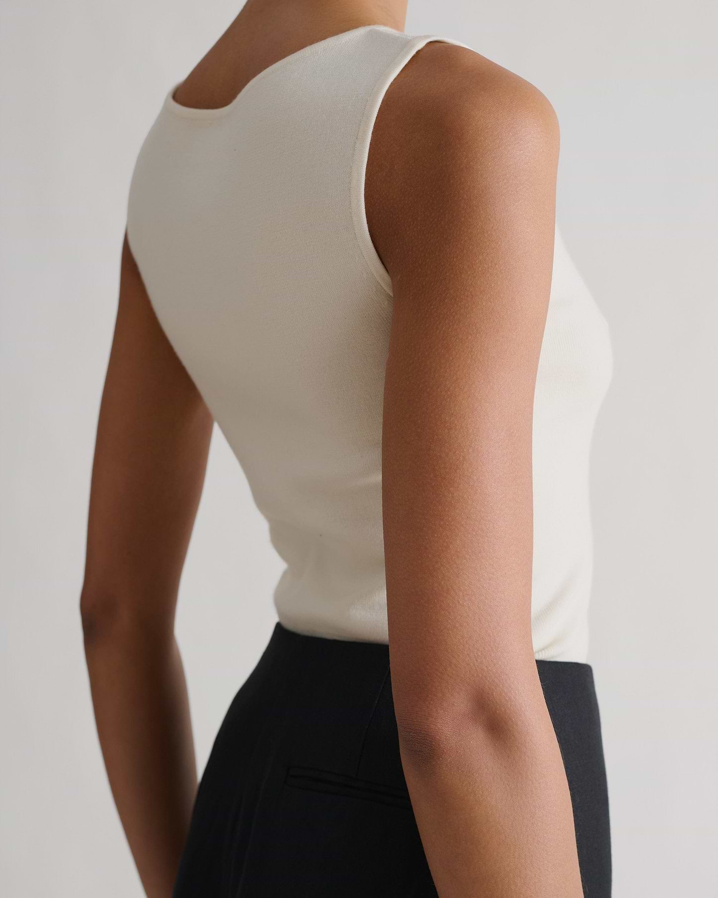 Women's Merino Wool Straight Neck Vest - Buttermilk