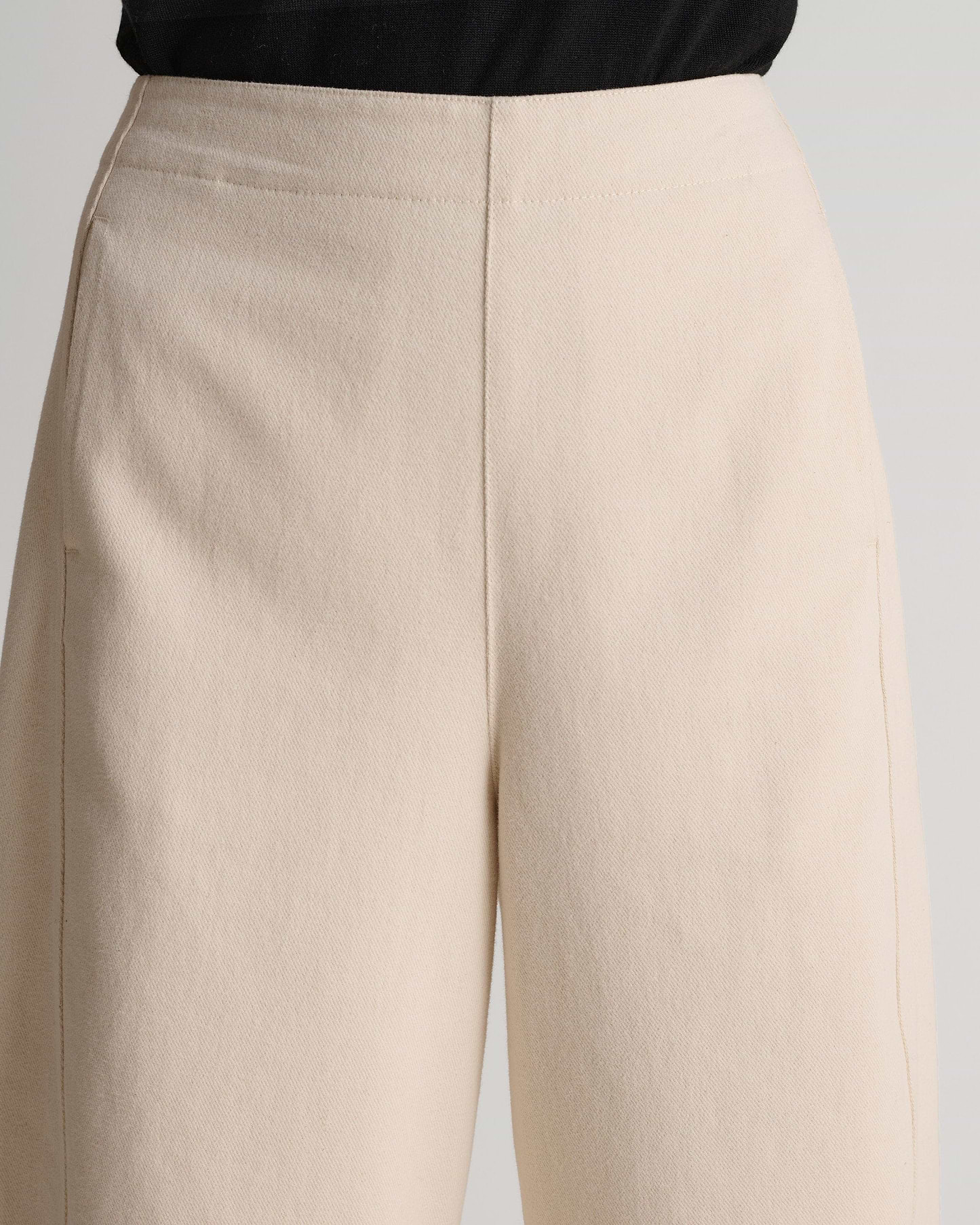 Women's Organic Cotton Barrel Leg Jean - Bone