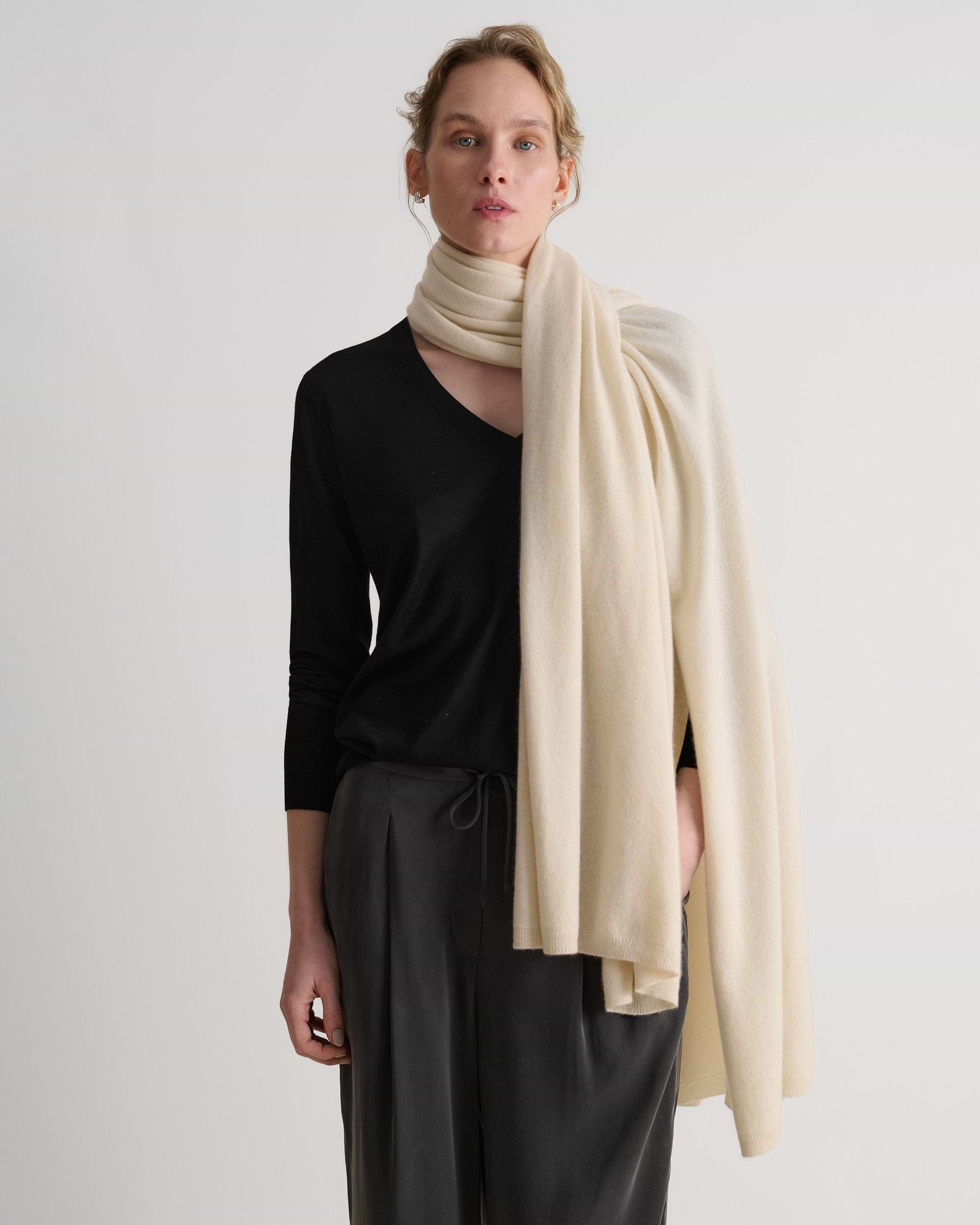 Oversized Finest Cashmere Wrap - Buttermilk