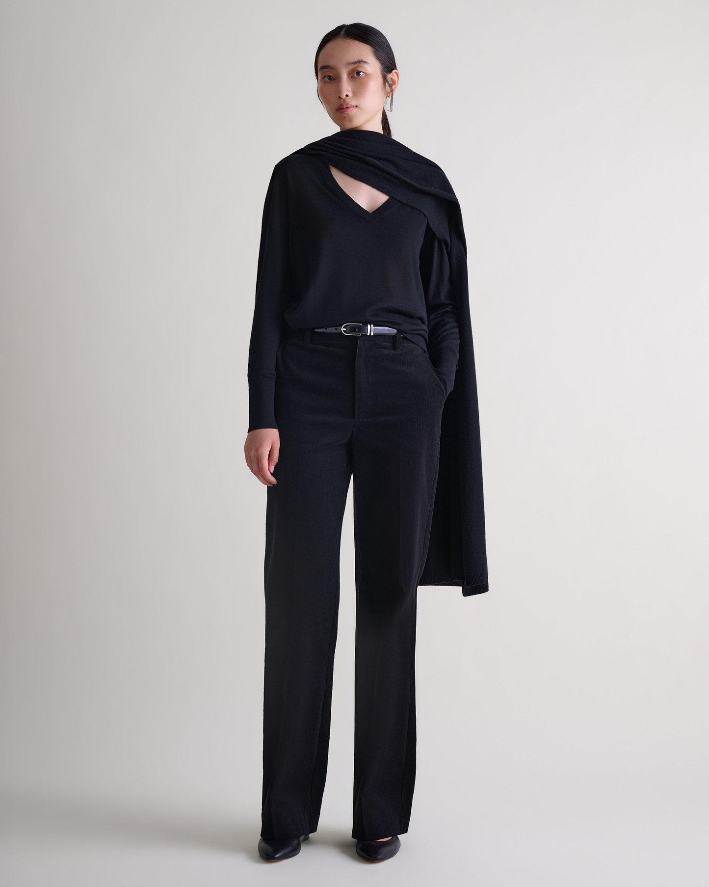 Oversized Finest Cashmere Wrap - Black