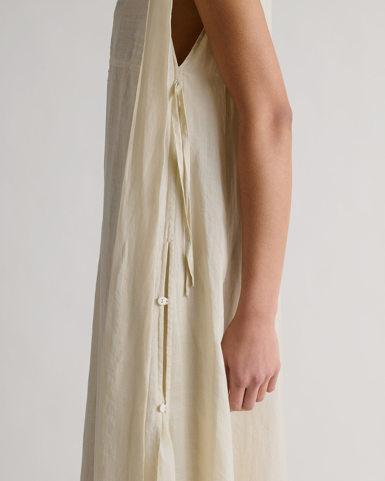 Relaxed fit with flowy drape