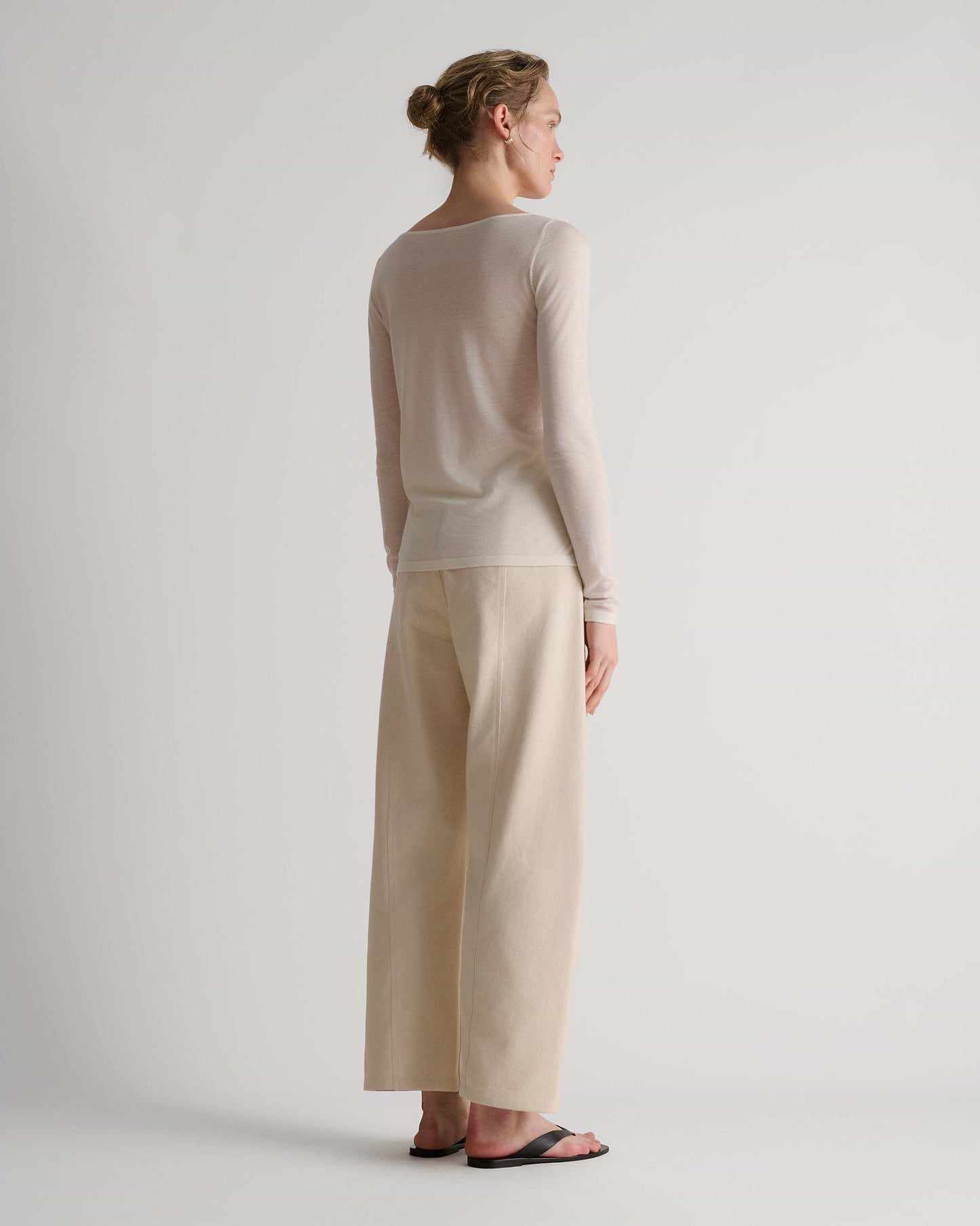 Women's Superfine Merino Straight Neck Jumper - Buttermilk