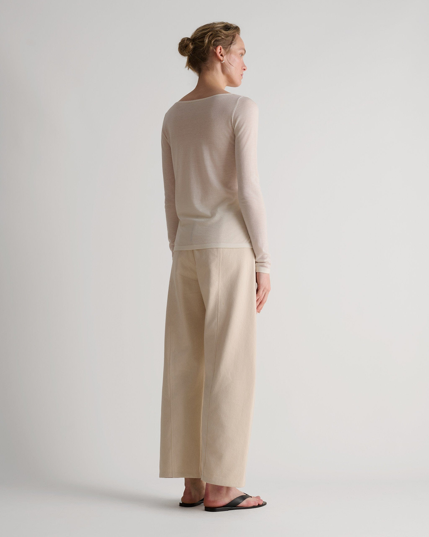 Women's Superfine Merino Straight Neck Jumper - Buttermilk