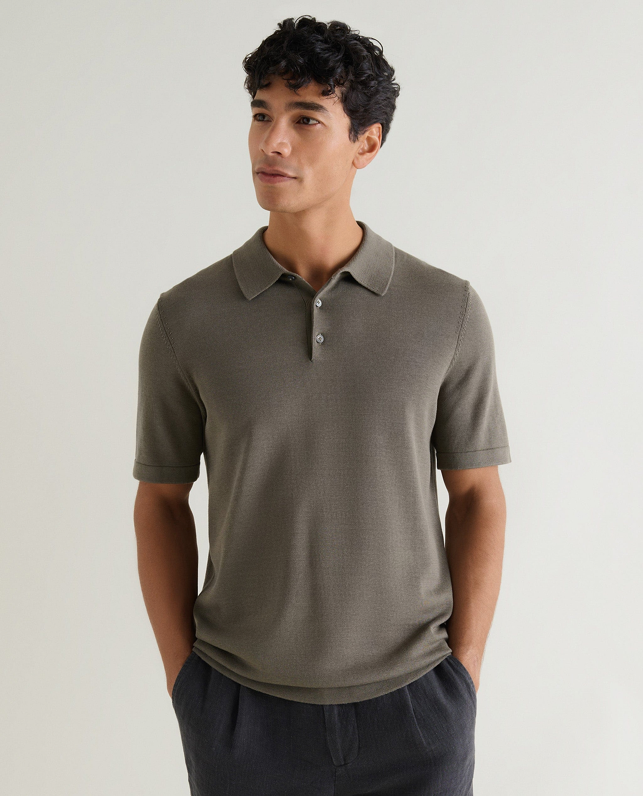 Concealed button fastening