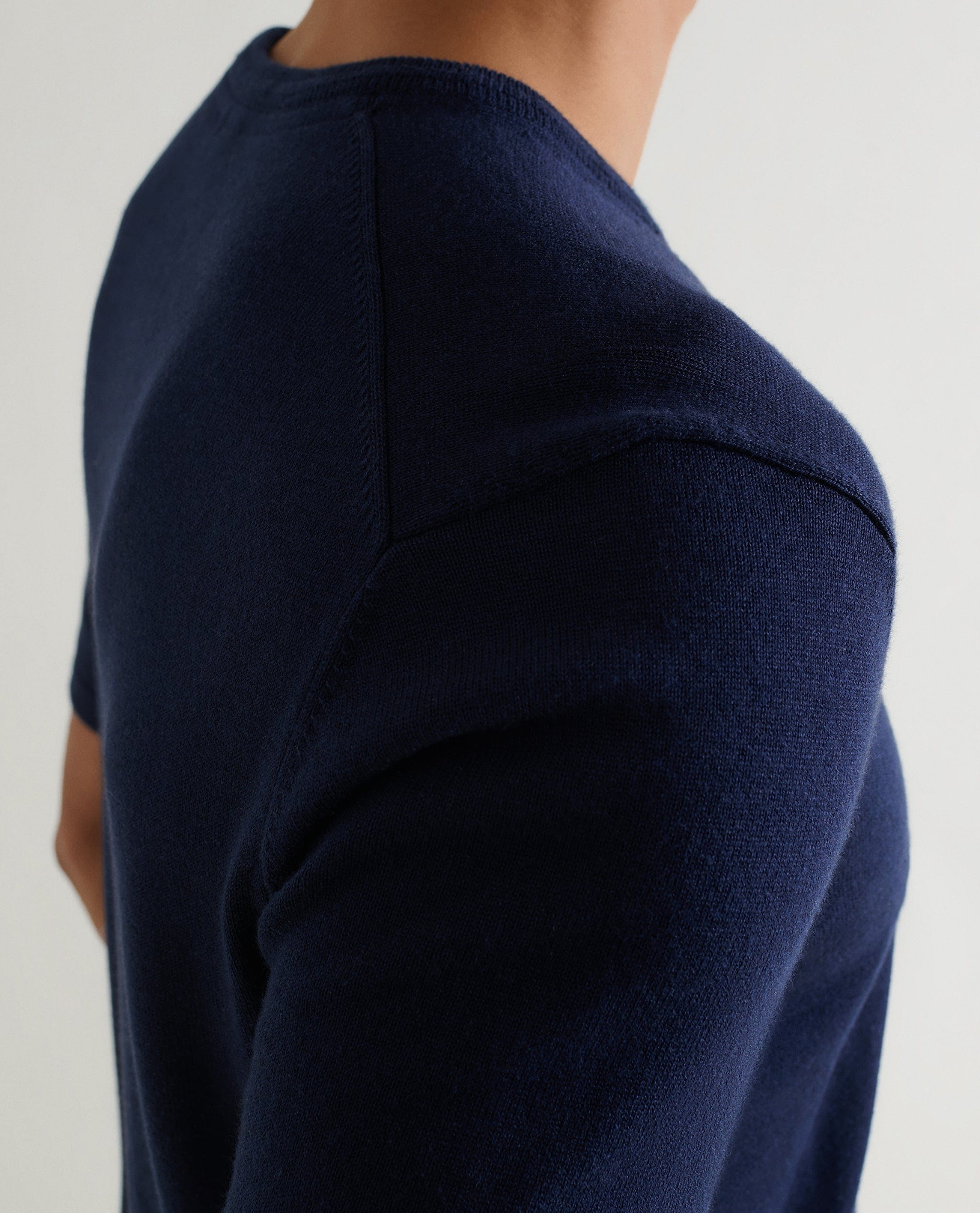 Hand-linked seams