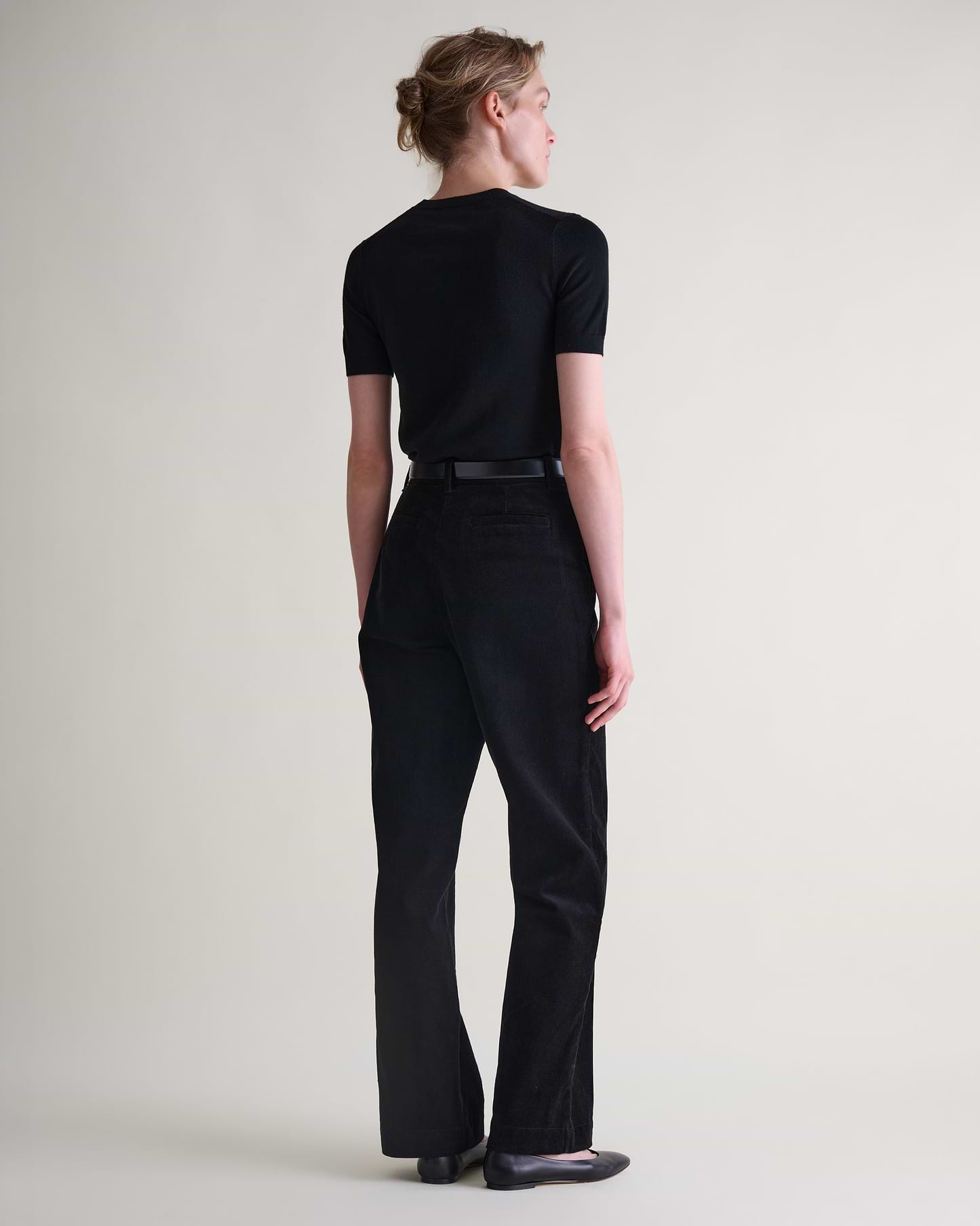 Women's Superfine Merino Wool Knitted T-shirt - Black