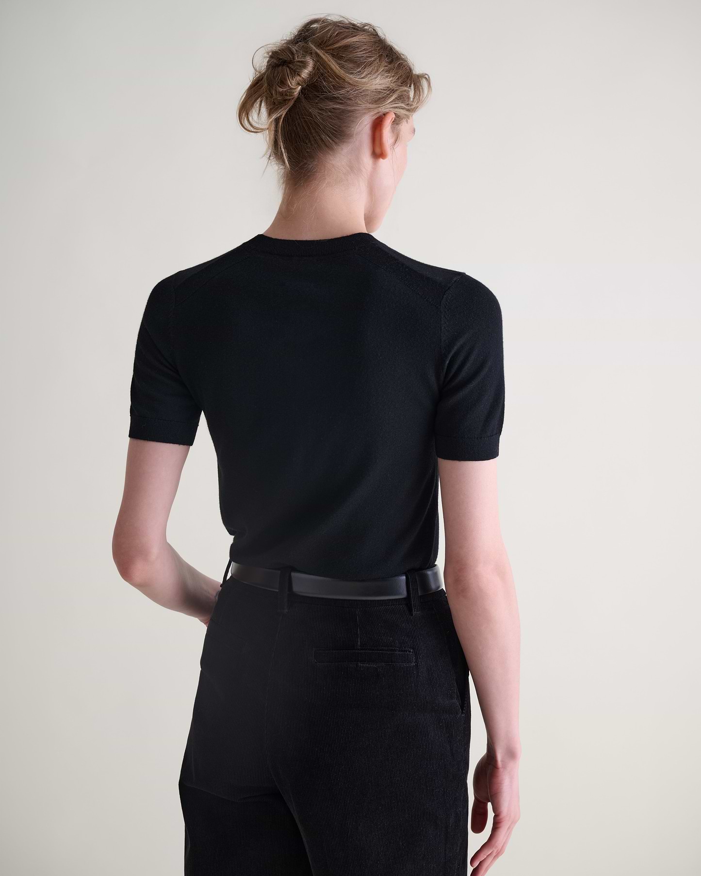 Women's Superfine Merino Wool Knitted T-shirt - Black