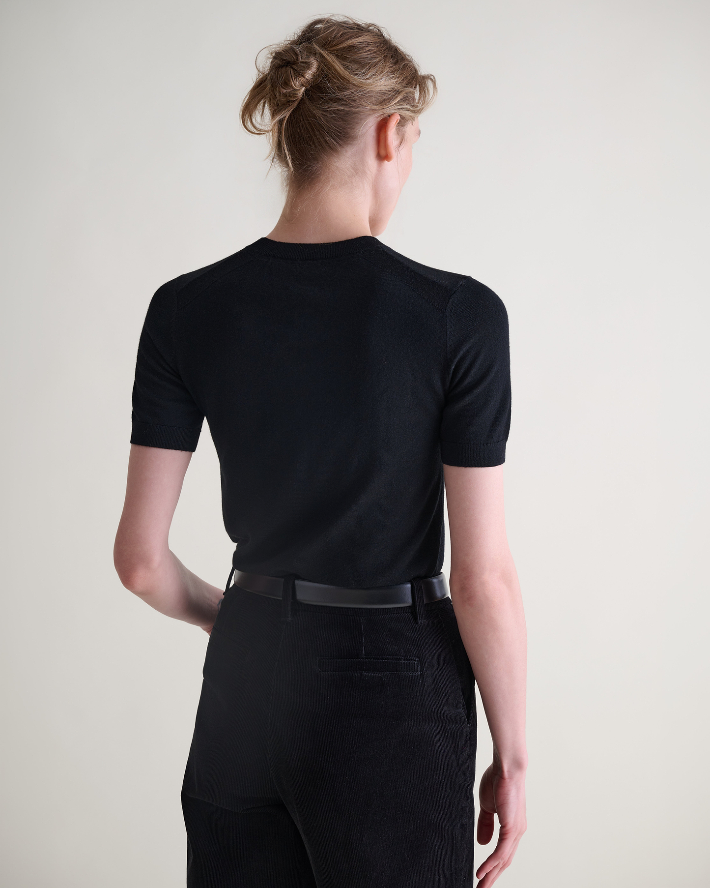 Women's Superfine Merino Wool Knitted T-shirt - Black