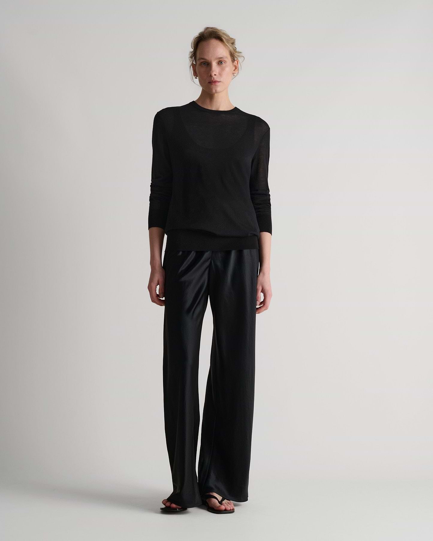 Women's TENCEL™ Cashmere Double Layered Crew Neck Jumper - Black