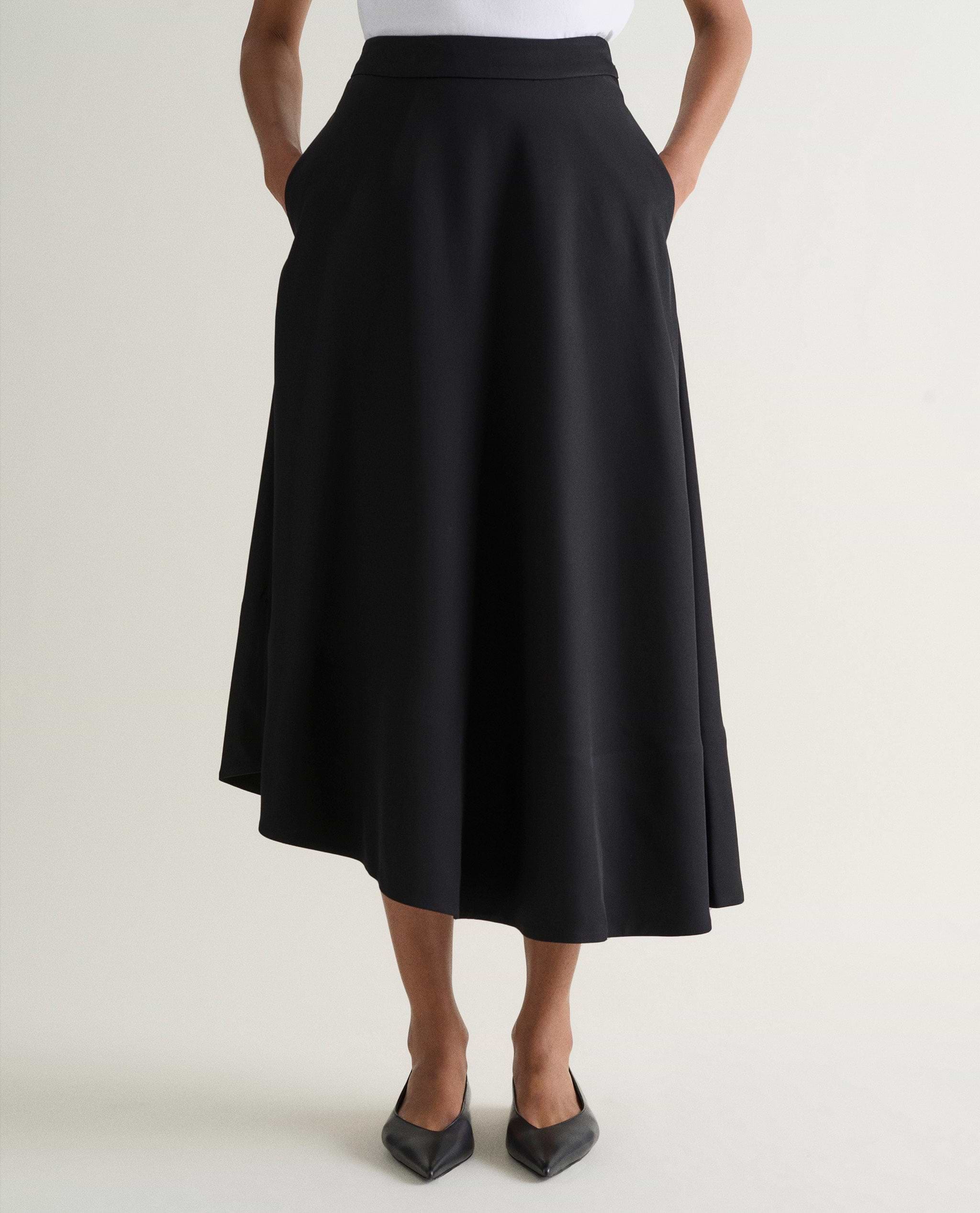 Women's NAIA™ Asymmetric Skirt - Black