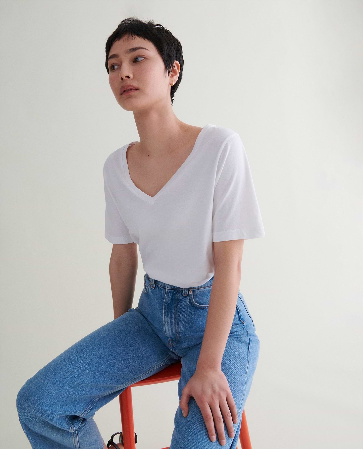 Women's V Neck Seacell T-shirt - White