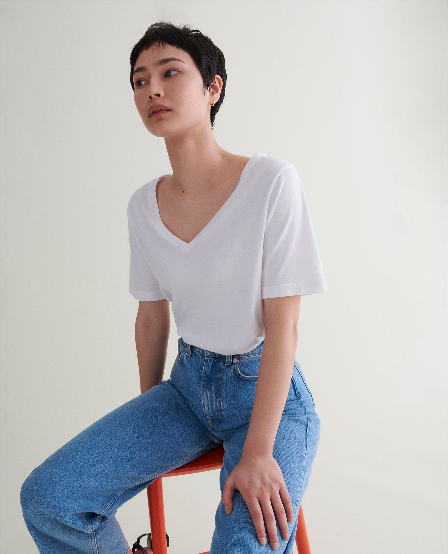 Women's V Neck Seacell T-shirt - White
