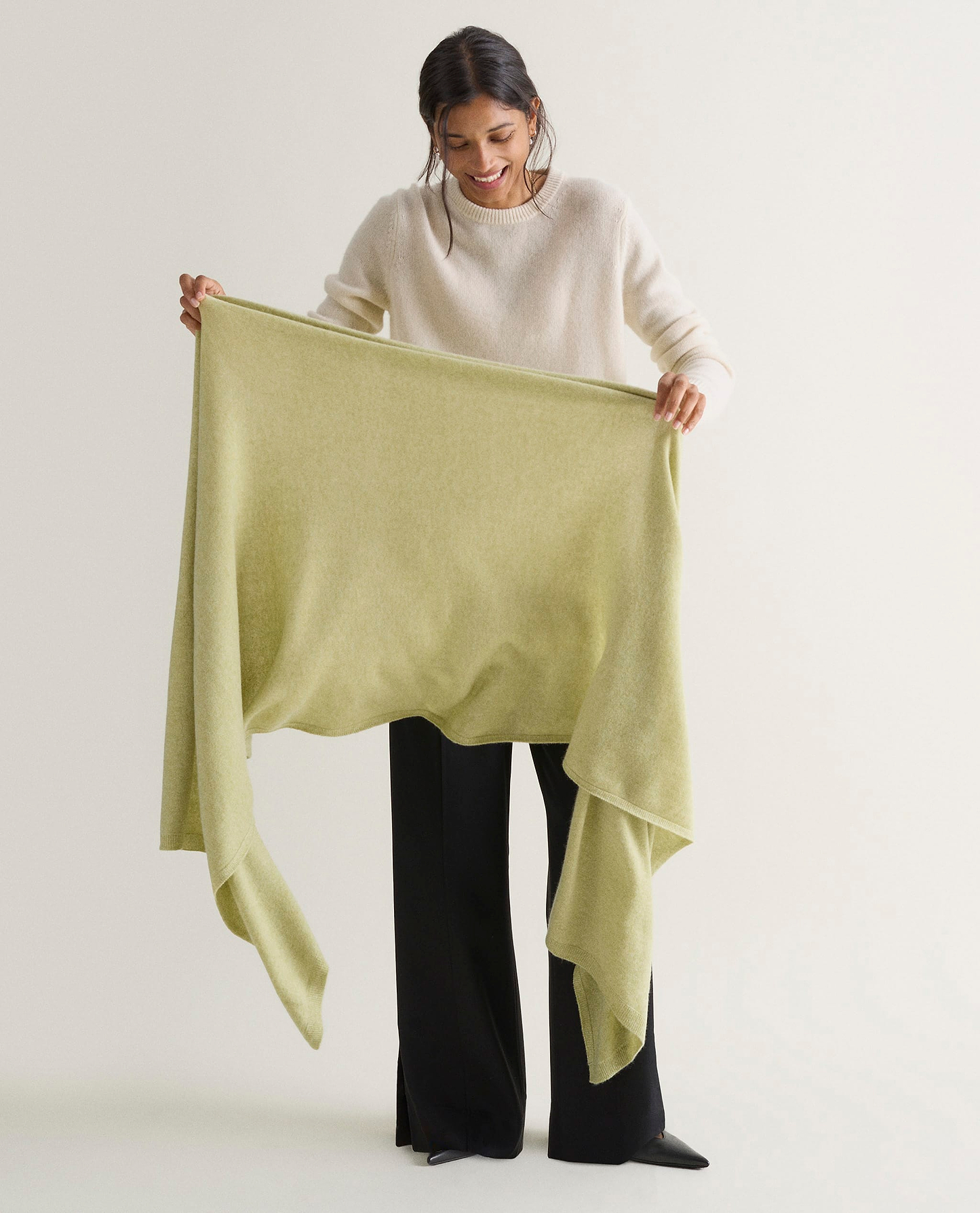 Oversized Finest Cashmere Wrap - Lichen