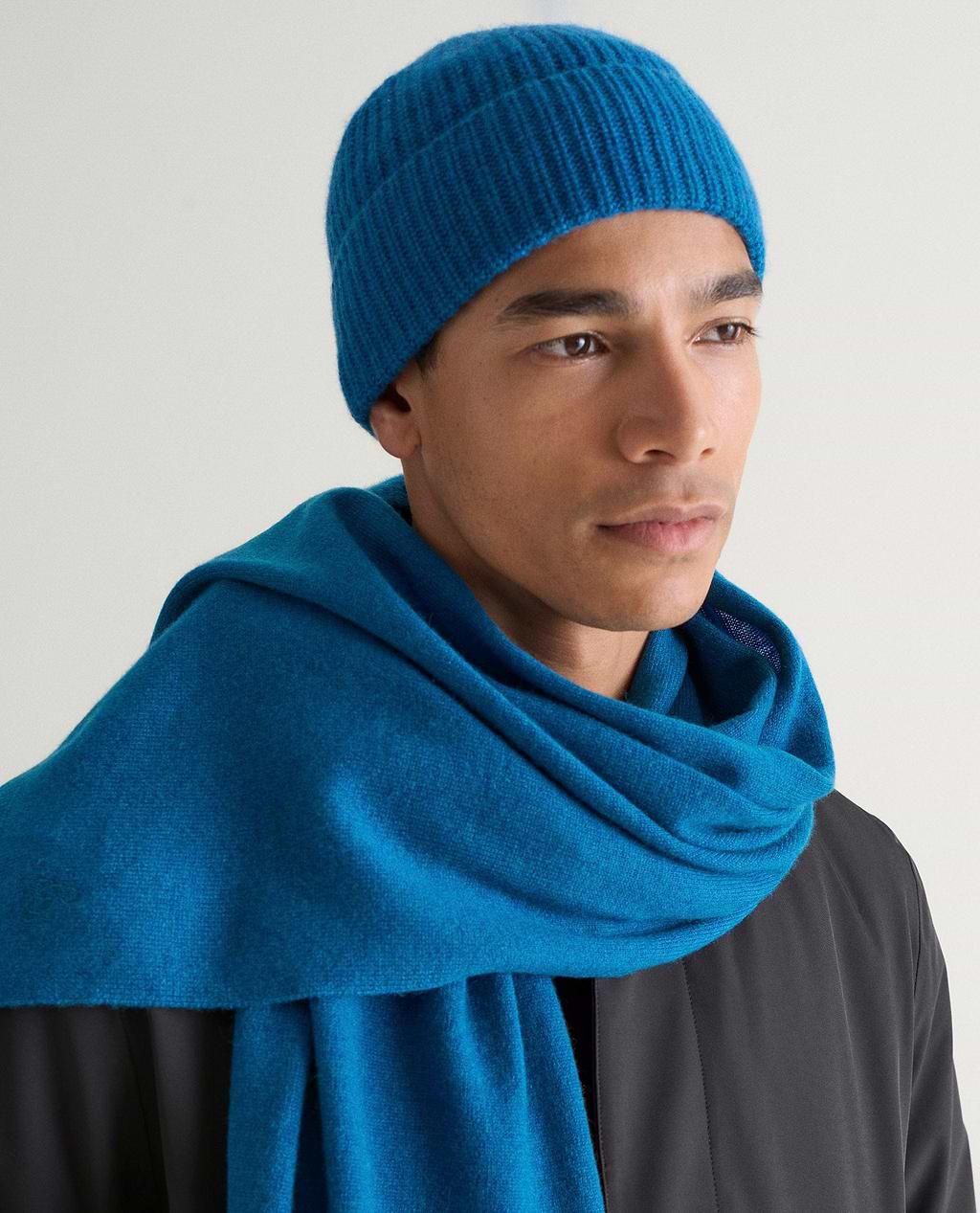 Men's Cashmere Merino Ribbed Knit Beanie - Viridian Blue
