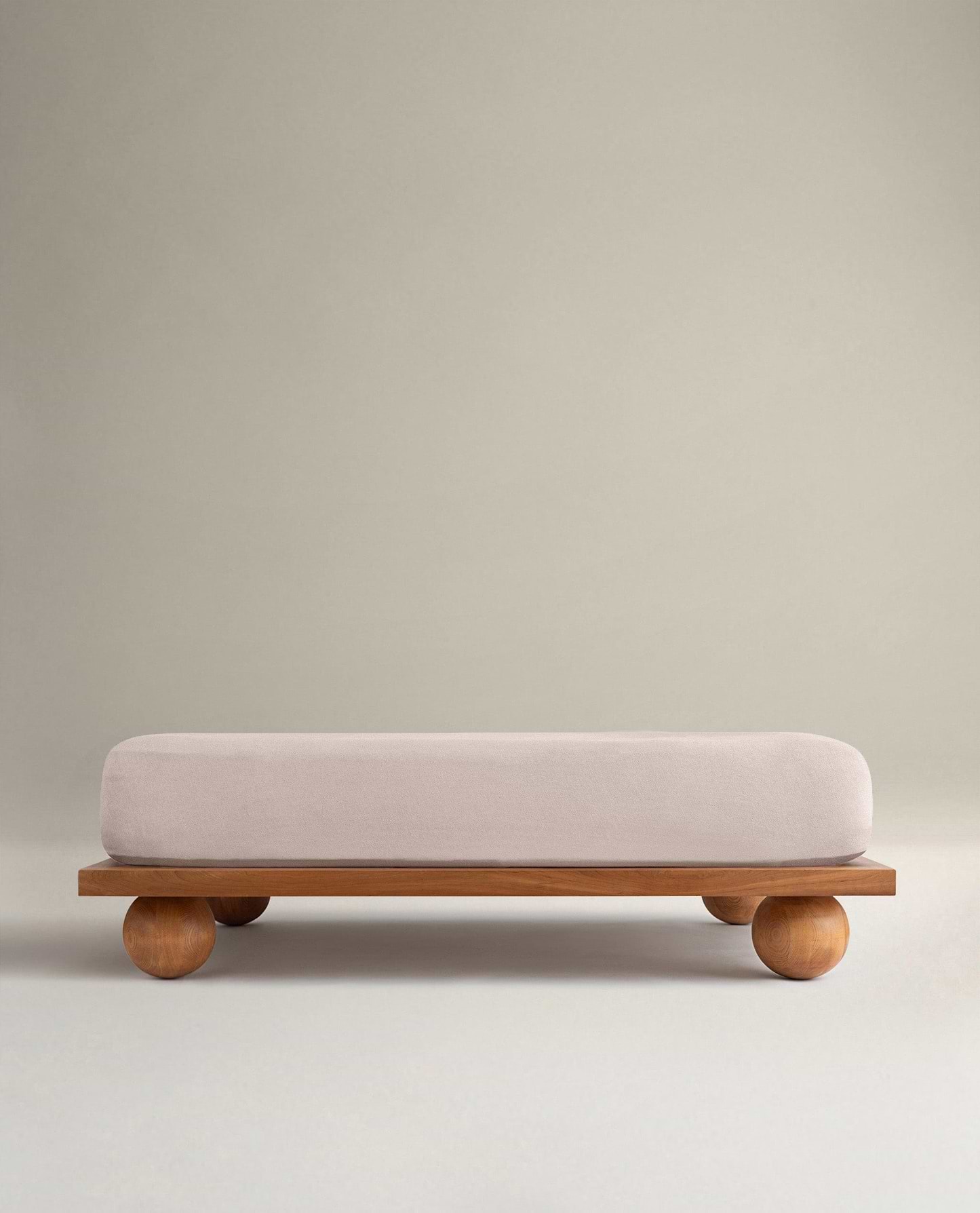 Image 1 of 8 showing Rise & Fall's Relaxed & Refined European flax™ linen fitted sheet in peach.