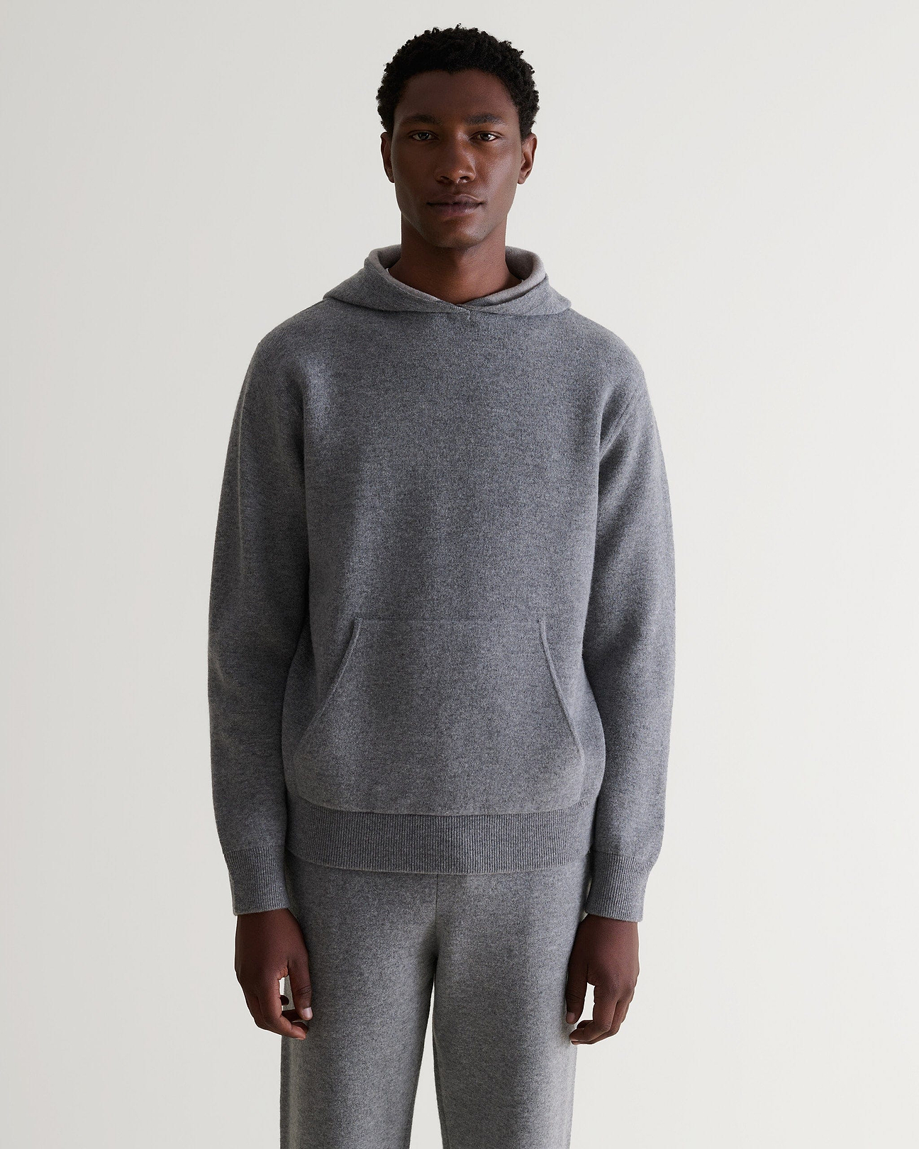 Relaxed slouchy silhouette