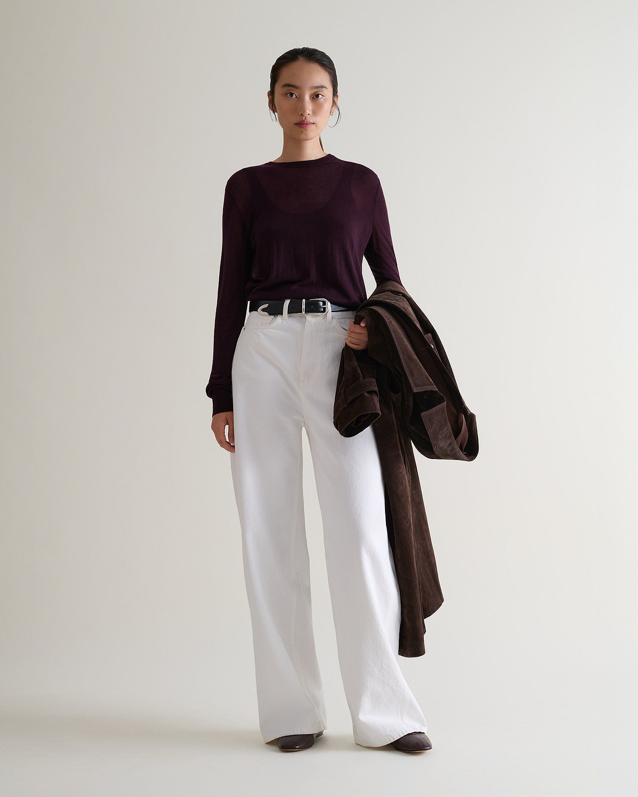 Signature deep hem detail