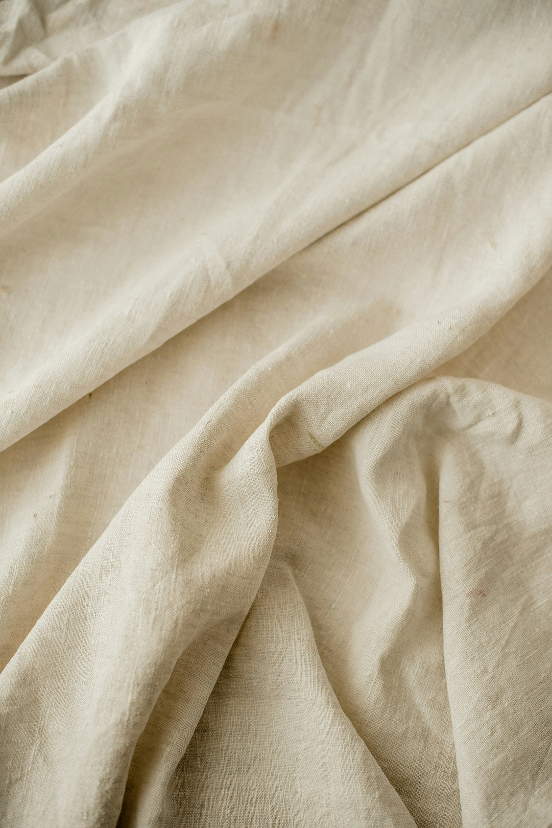 Natural coloured linen fabric.