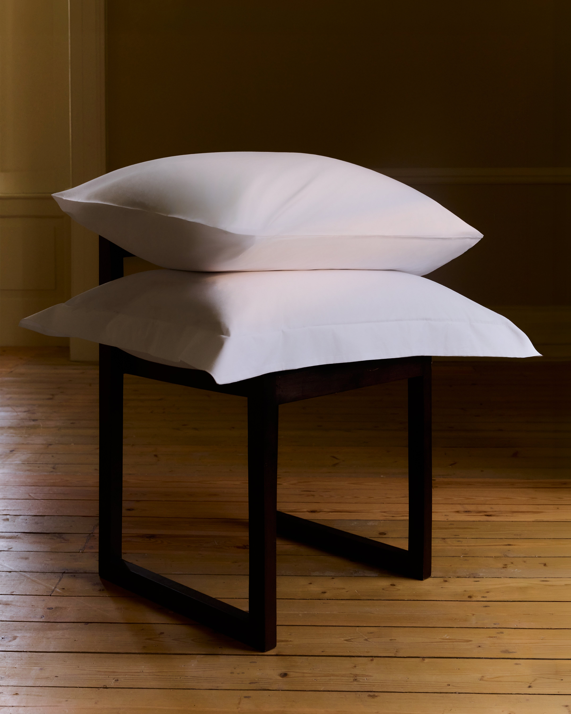 Soft & Smooth Cotton Sateen Oxford Pillowcases - White