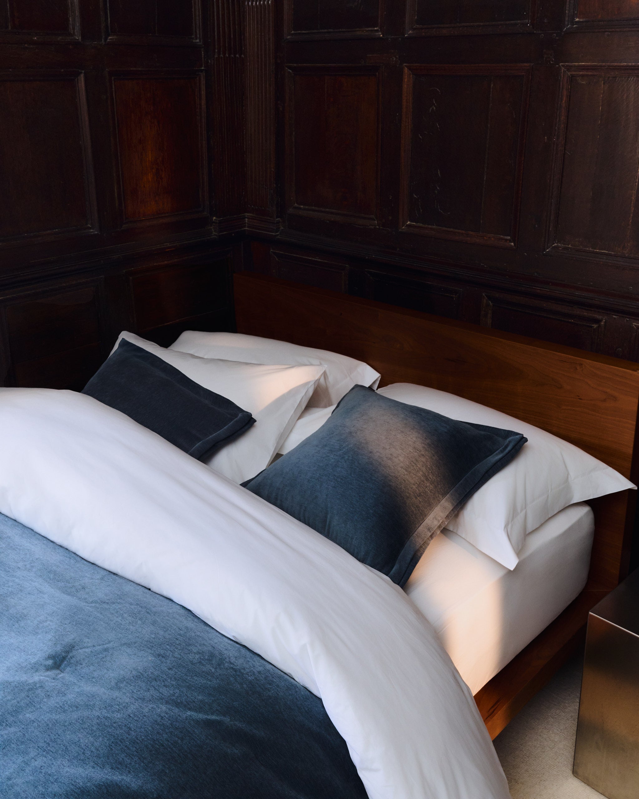 Crisp & Cool Organic Cotton Duvet Set - White