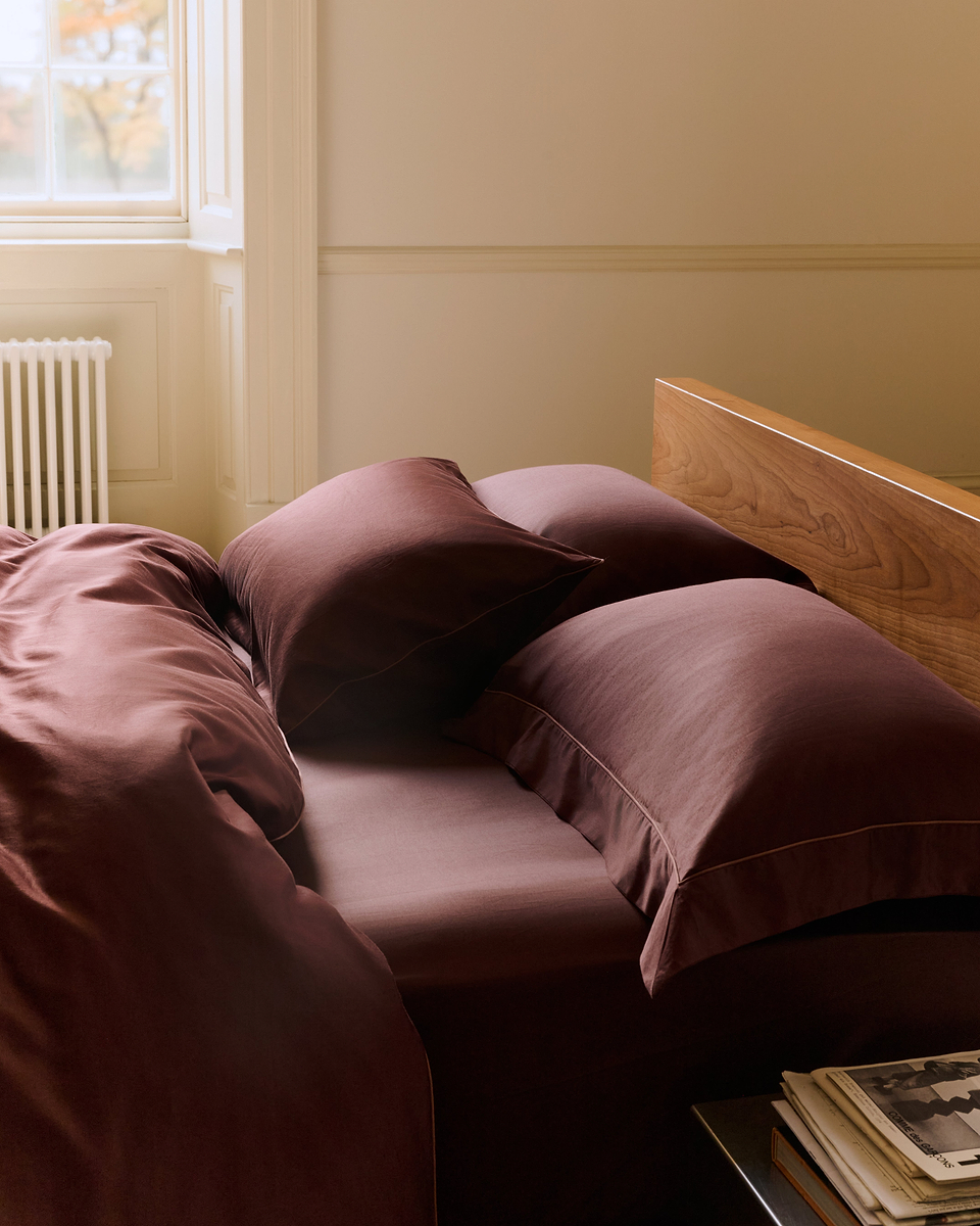 Soft & Smooth Cotton Sateen Pillowcase Set - Umber Deep Clay Piping
