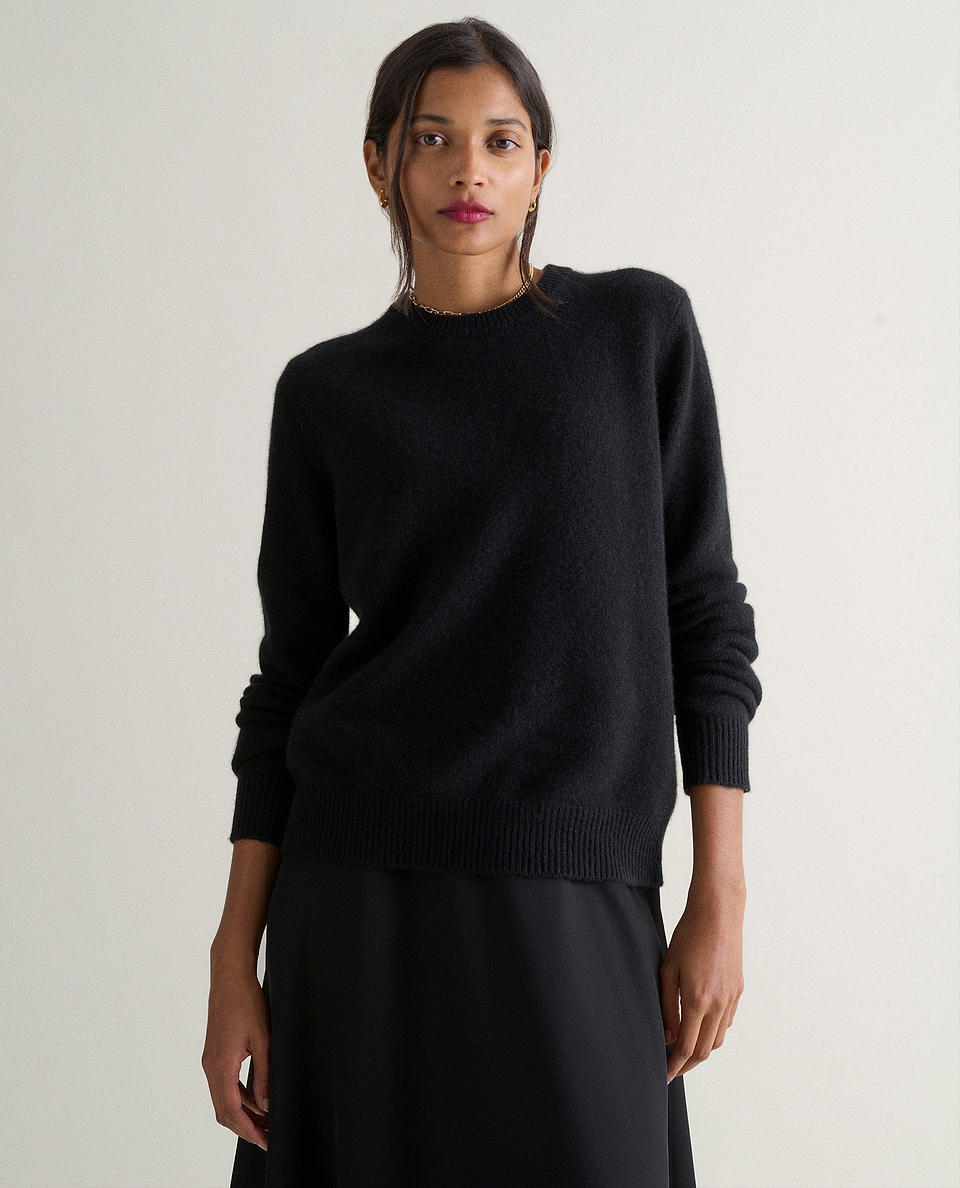 colour_Black