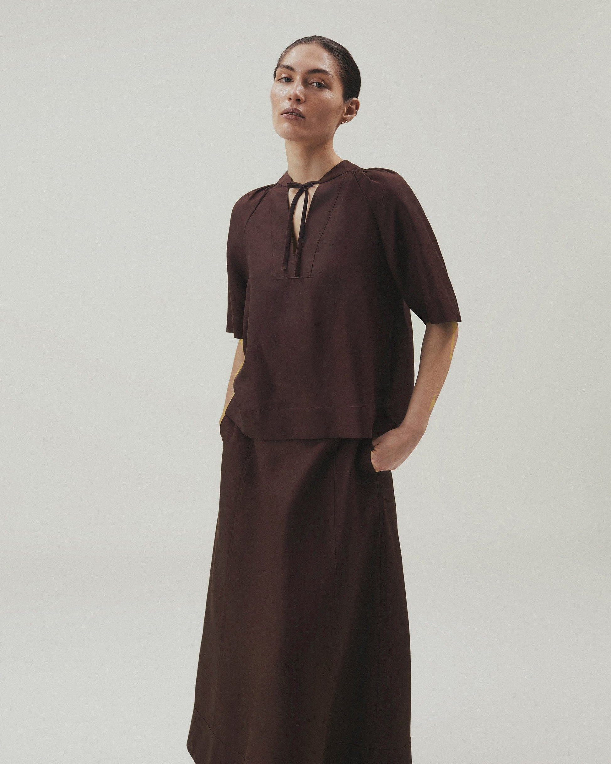 Women's Future-Linen Tie Neck Blouse - Umber