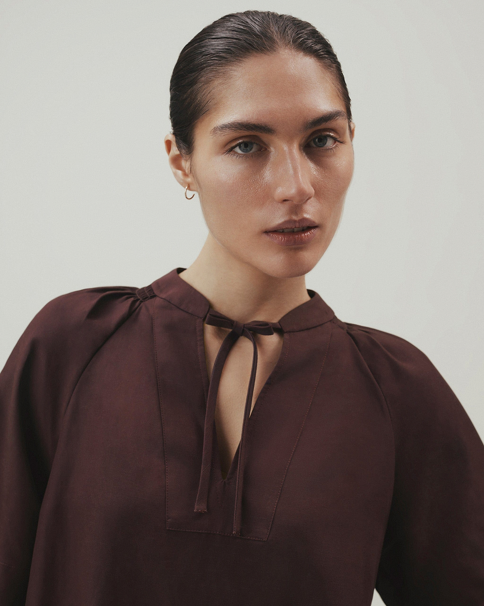 Women's Future-Linen Tie Neck Blouse - Umber