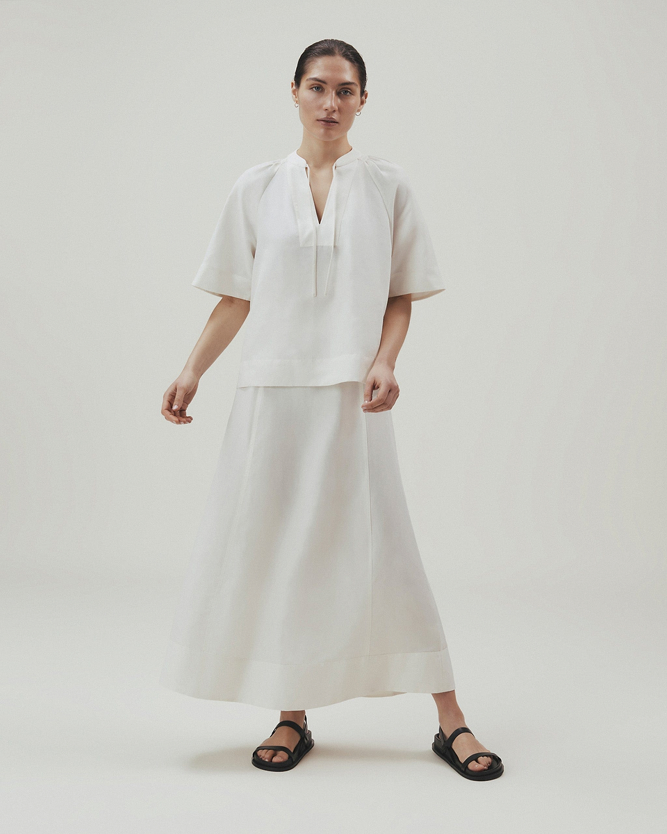 Women's Future-Linen Tie Neck Blouse - Buttermilk