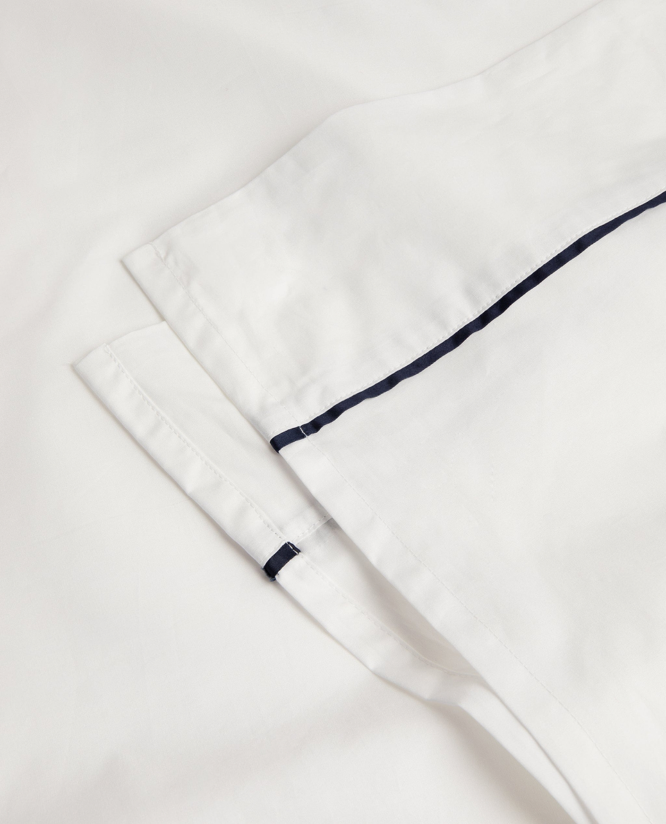 colour_White Navy Pipe