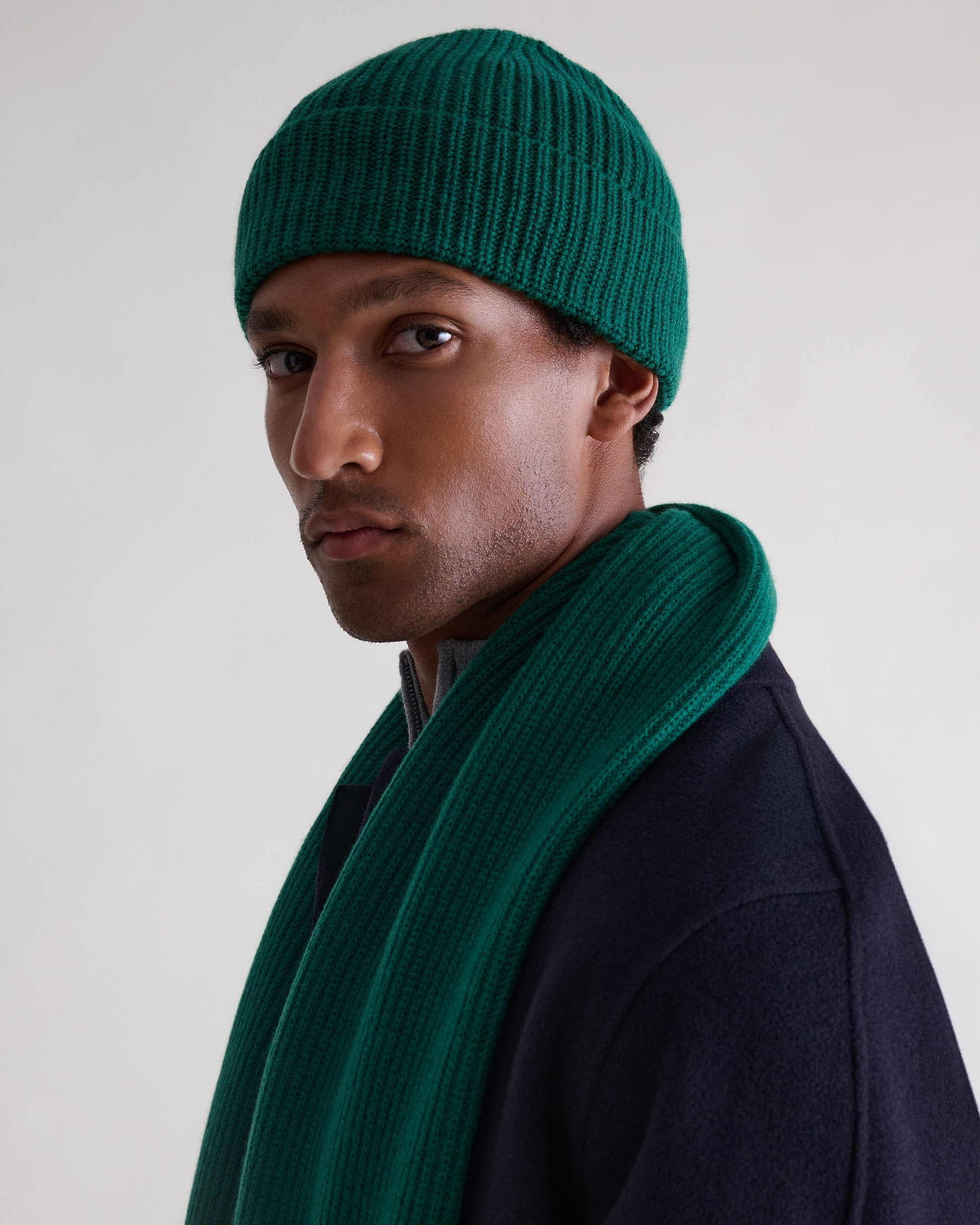 Men's Cashmere Merino Ribbed Knit Beanie - Malachite
