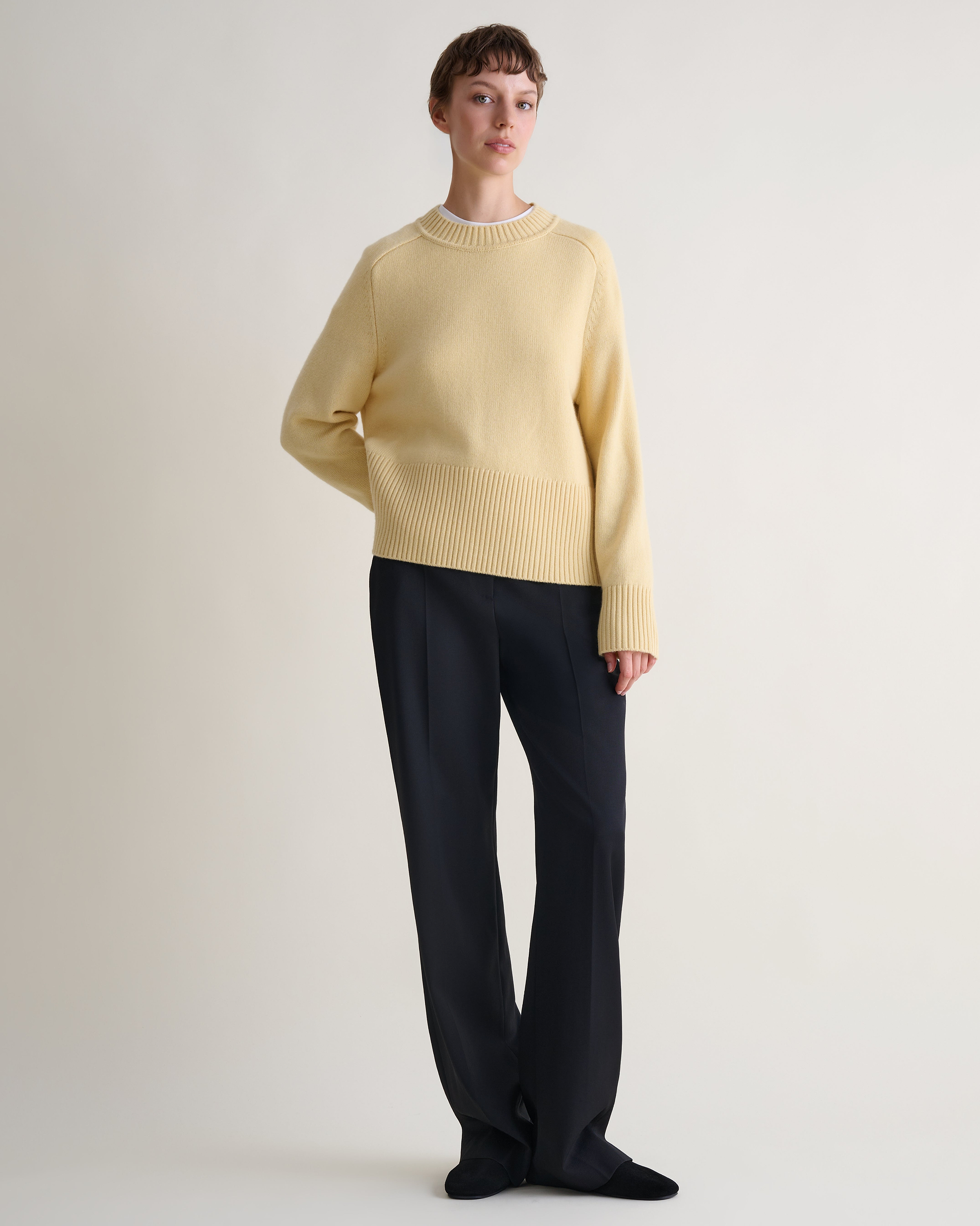 Women's Cashmere Merino Saddle Sleeve Crew Neck Jumper - Citrine