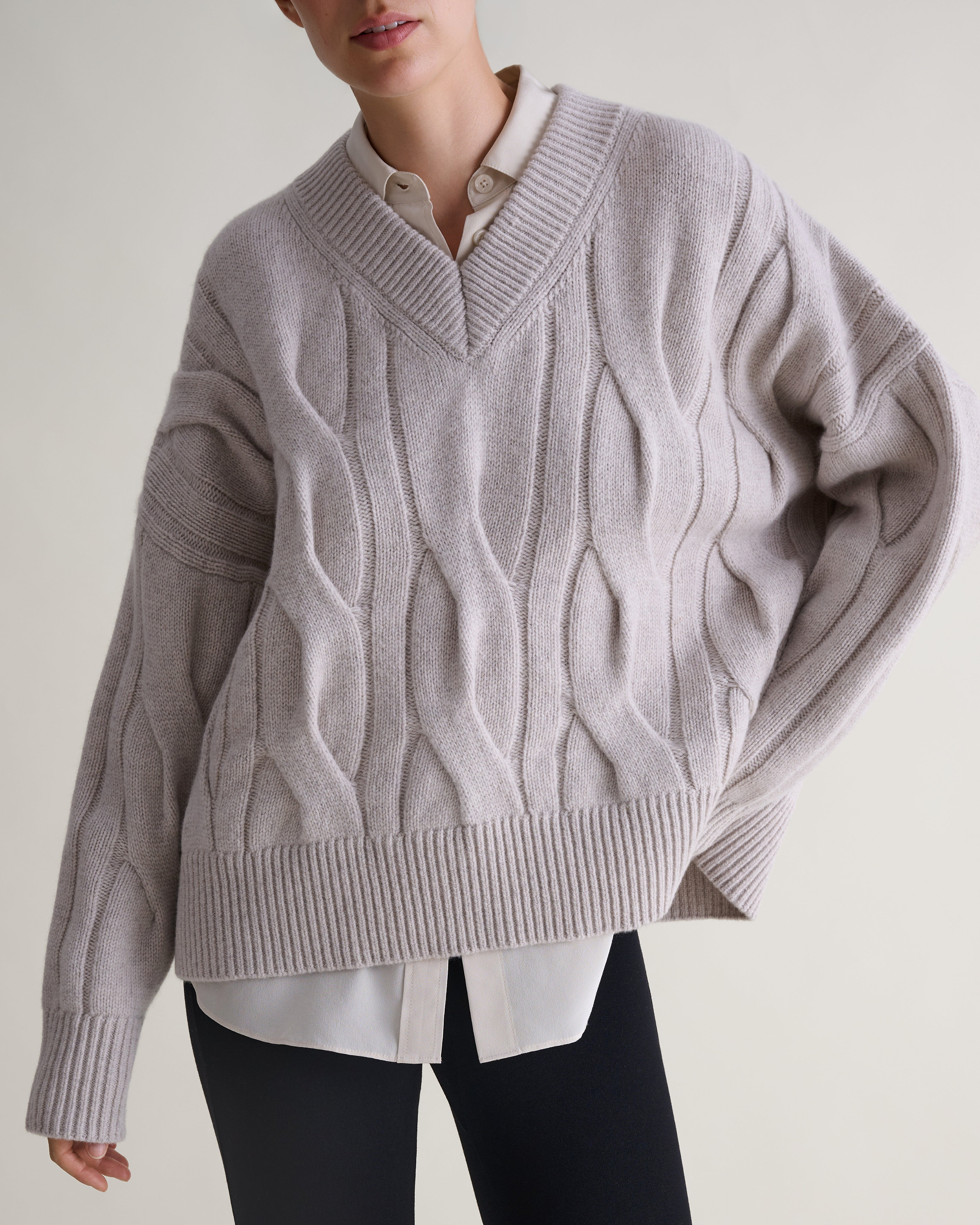 Lambswool Cable Knit V-neck Jumper