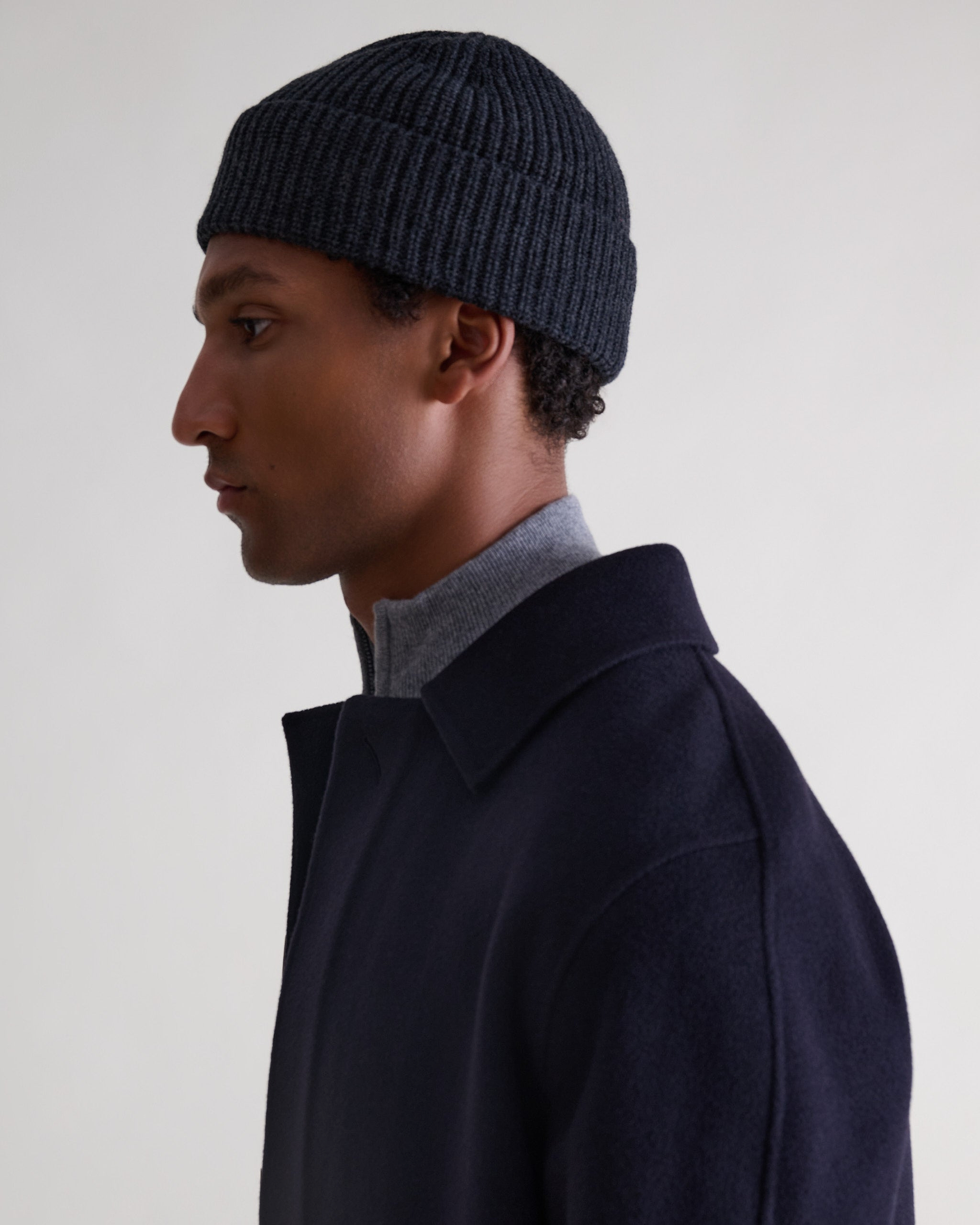 Men's Cashmere Merino Ribbed Knit Beanie - Charcoal