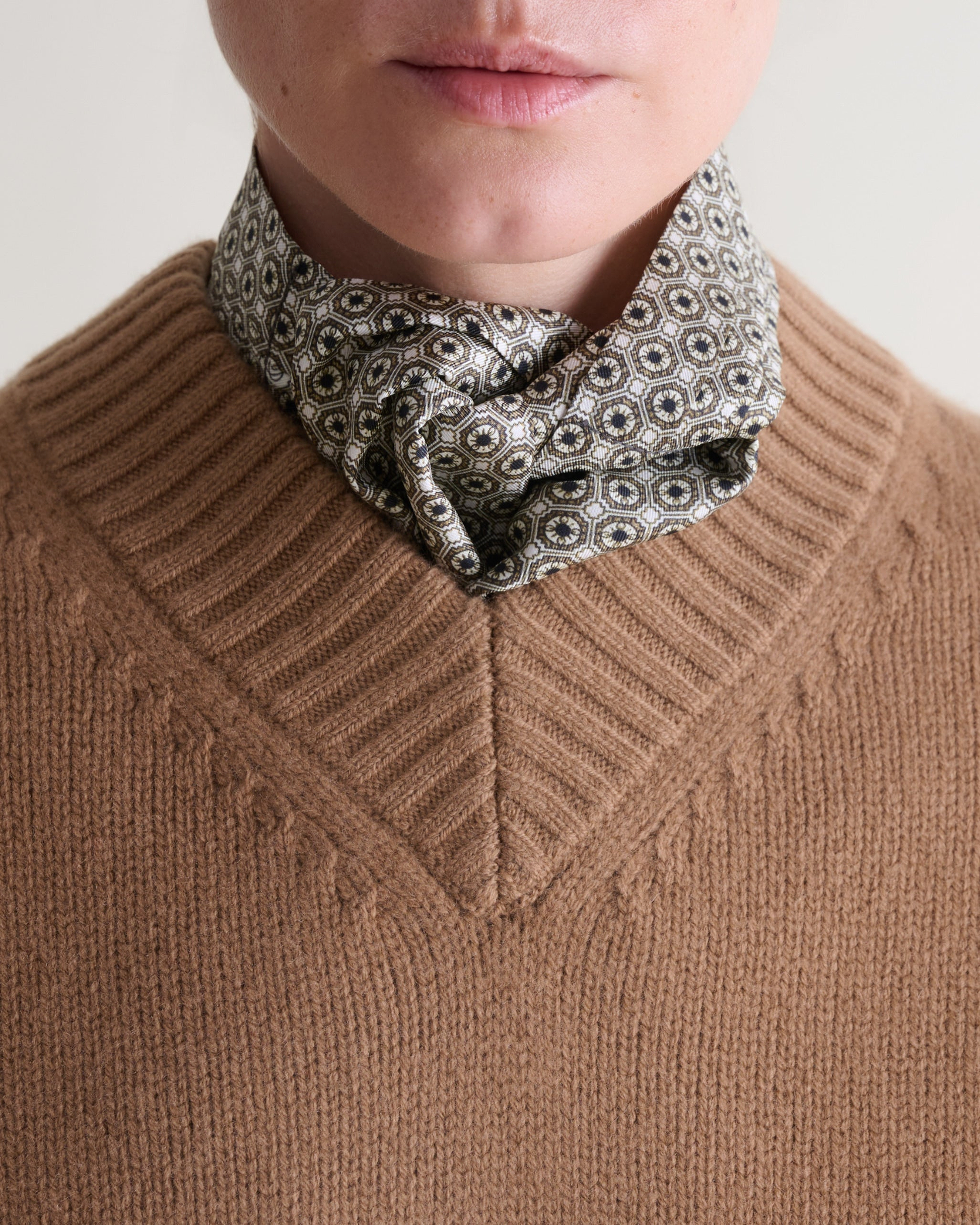 Silk Printed Cravat - Bone/Black