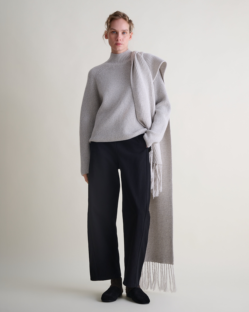 Women's Cashmere Merino Ribbed High Neck Jumper - Travertine Moulinee