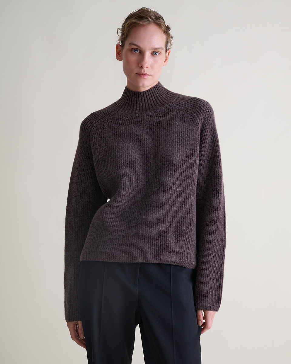 Women's Cashmere Merino Ribbed High Neck Jumper - Chocolate