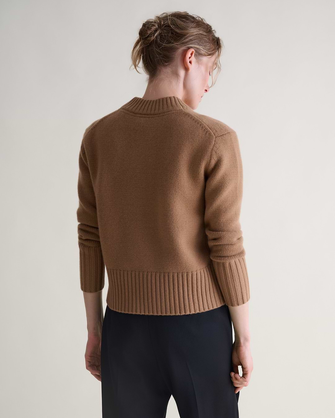 Women's Wool V-neck Jumper - Deep Camel
