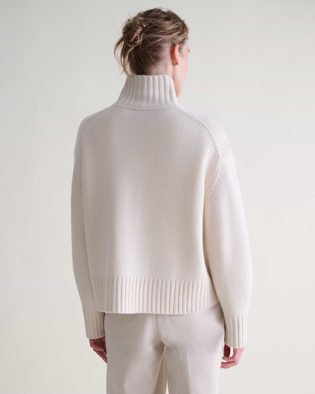 Women's Finest Cashmere High Neck Jumper - Buttermilk