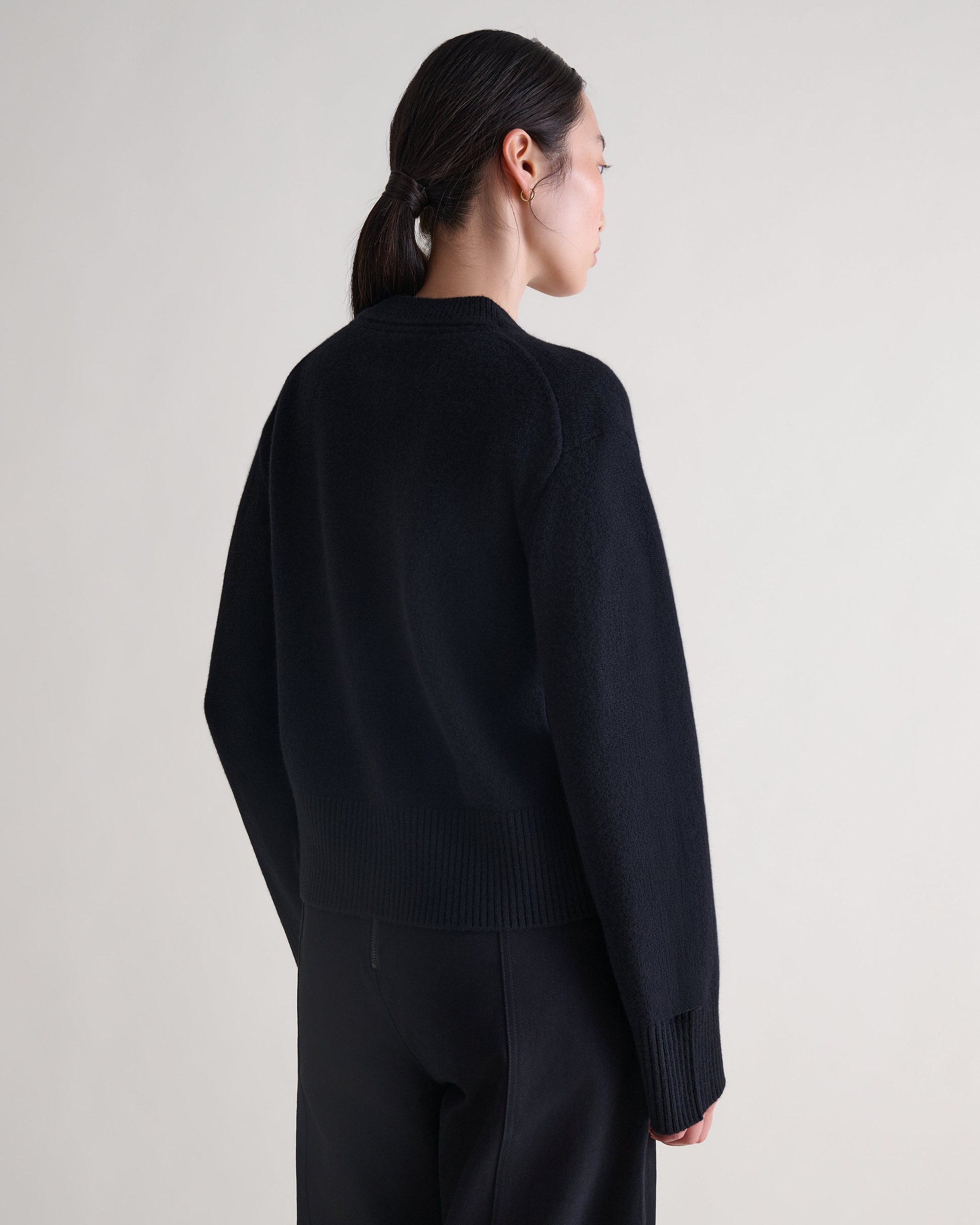 Women's Wool Crew Neck Cardigan - Black