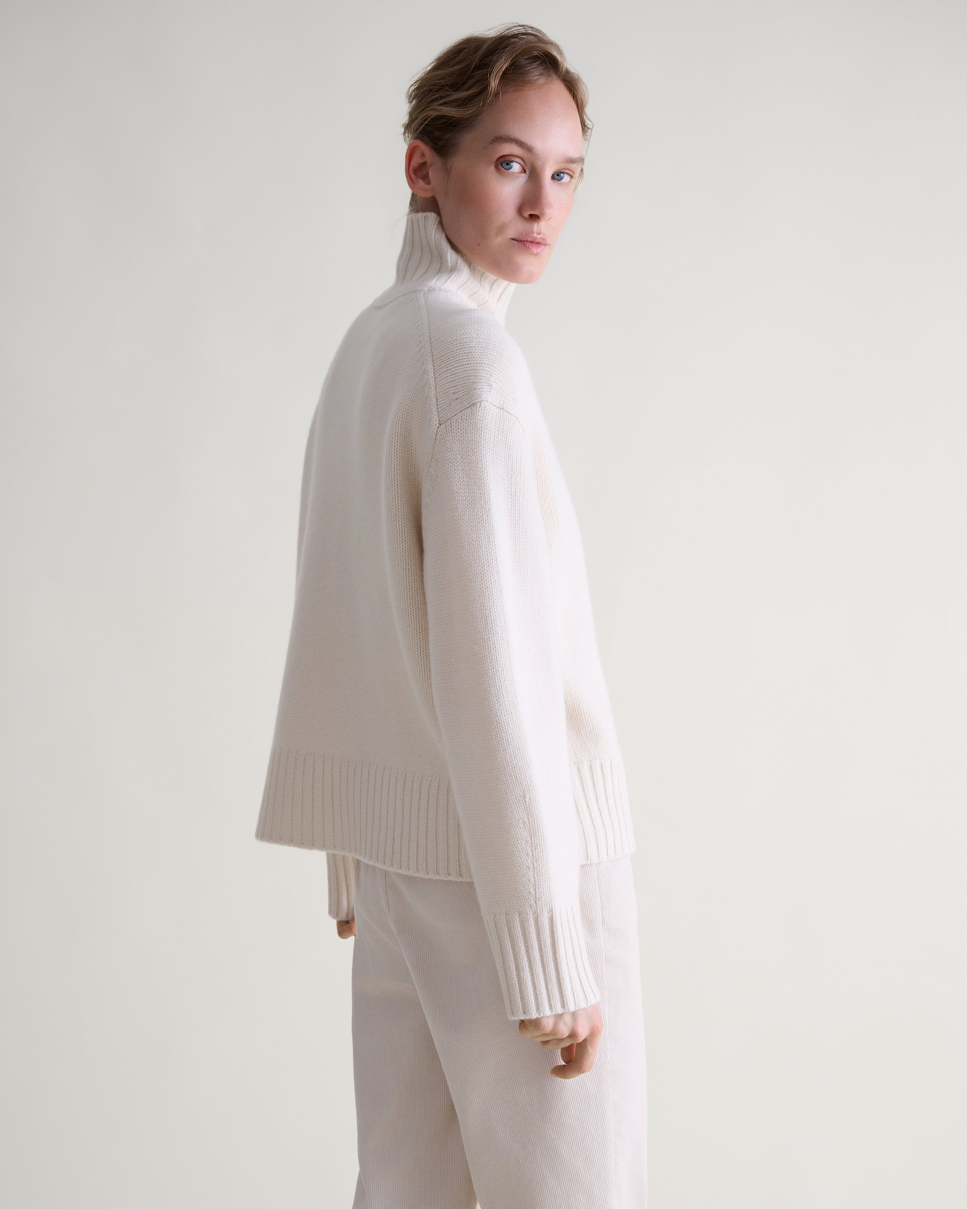 Women's Finest Cashmere High Neck Jumper - Buttermilk