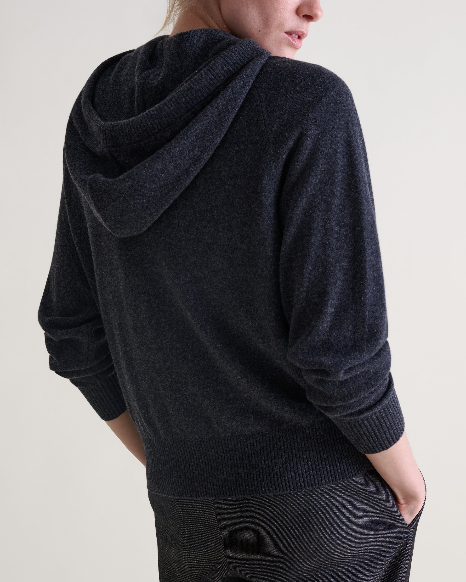 Women's Finest Cashmere Knitted Hoodie - Charcoal
