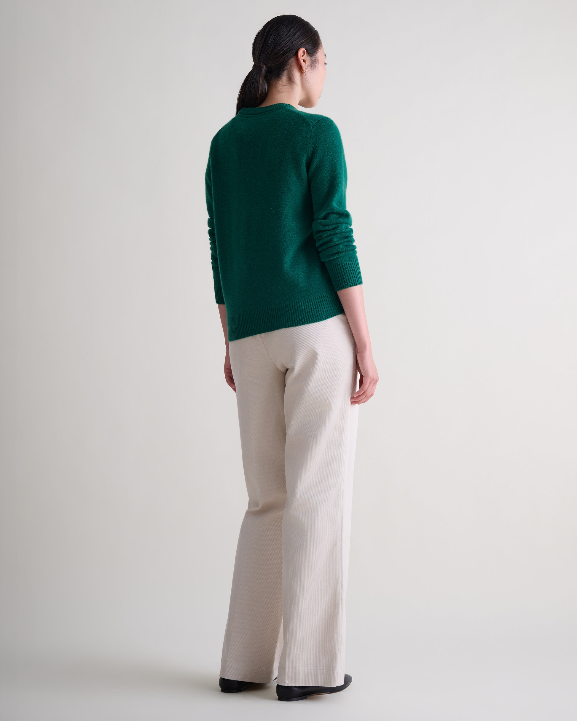 Women's Finest Midweight Cashmere Crew Neck Jumper - Malachite