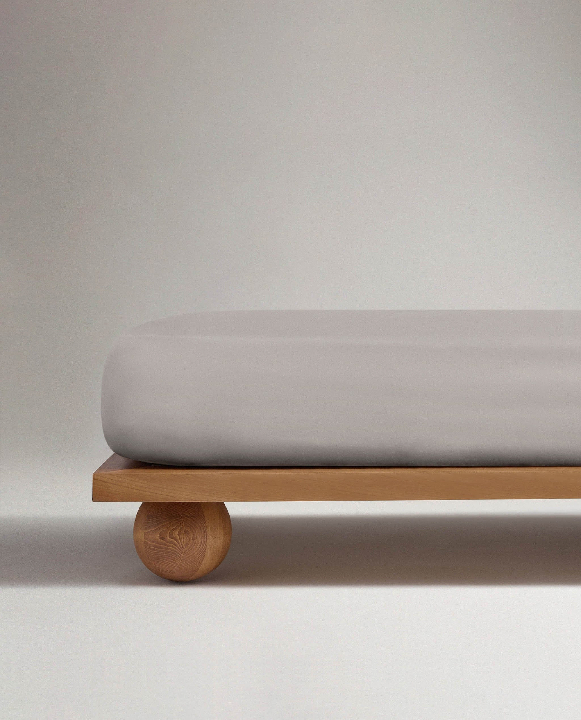 Crisp & Cool Organic Cotton Fitted Sheet - Pebble