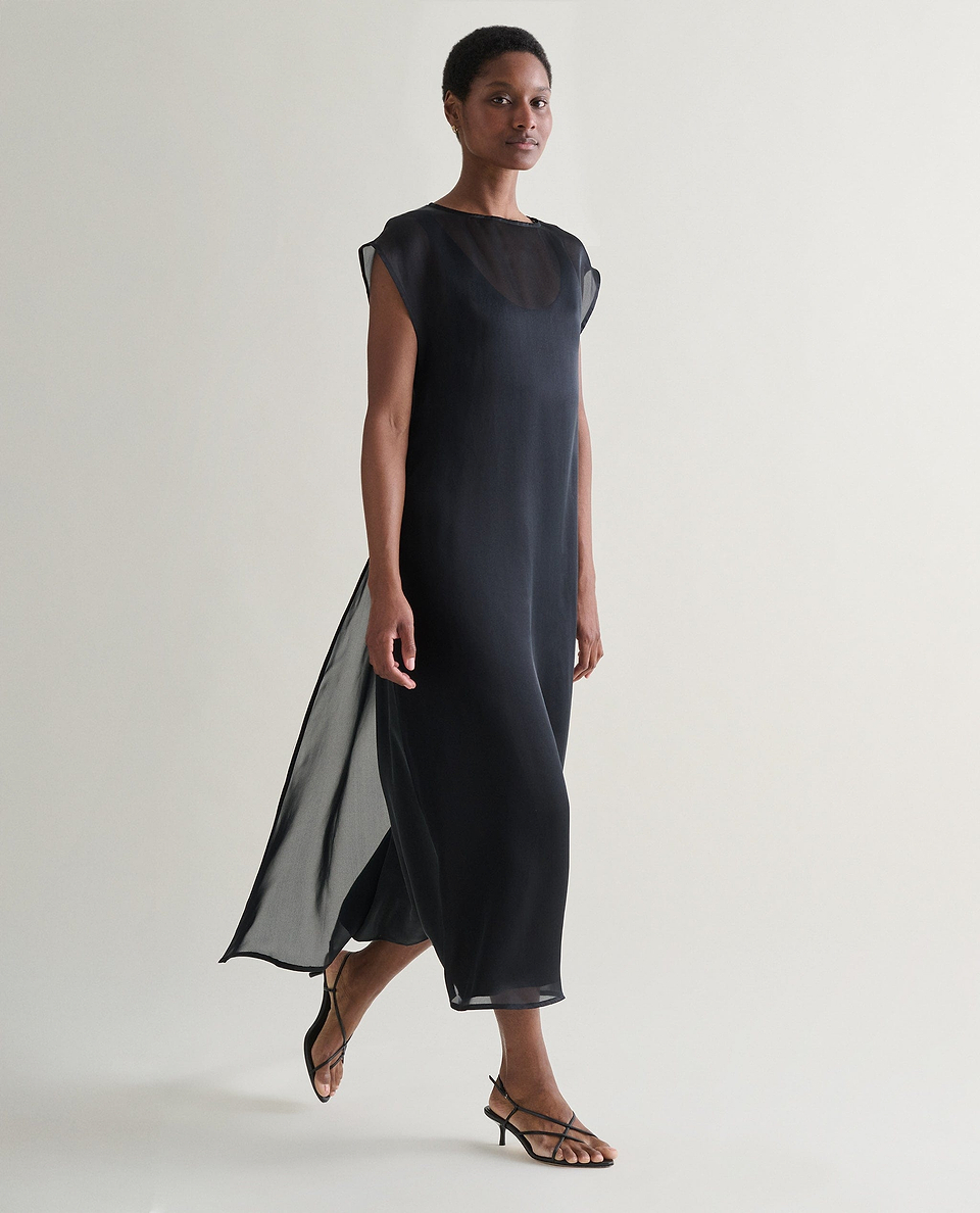 colour_Black